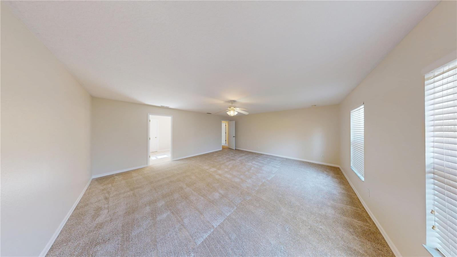 Image 17 of 25 For 3833 Klondike Place