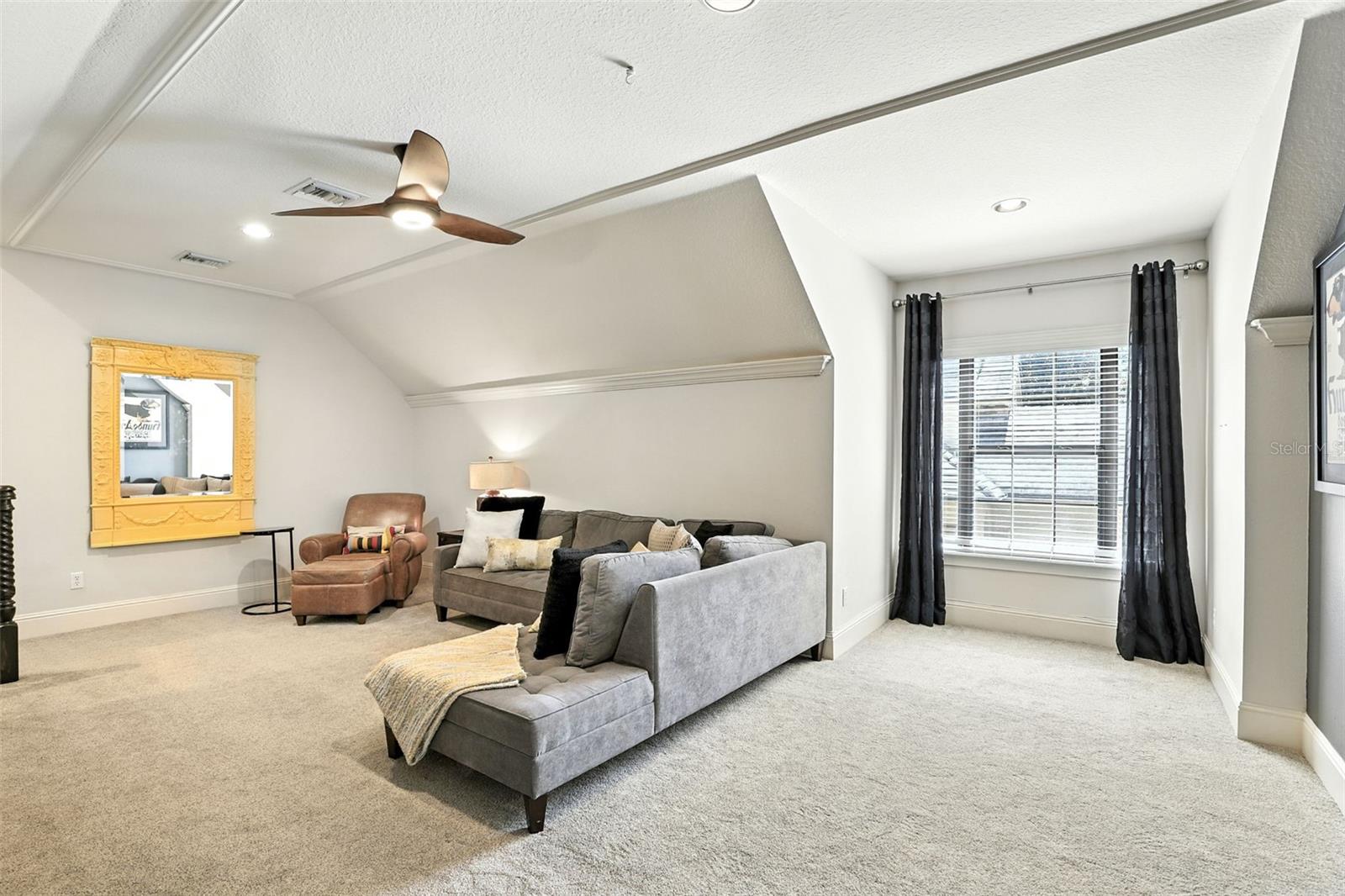Image 38 of 68 For 1445 Holts Grove
