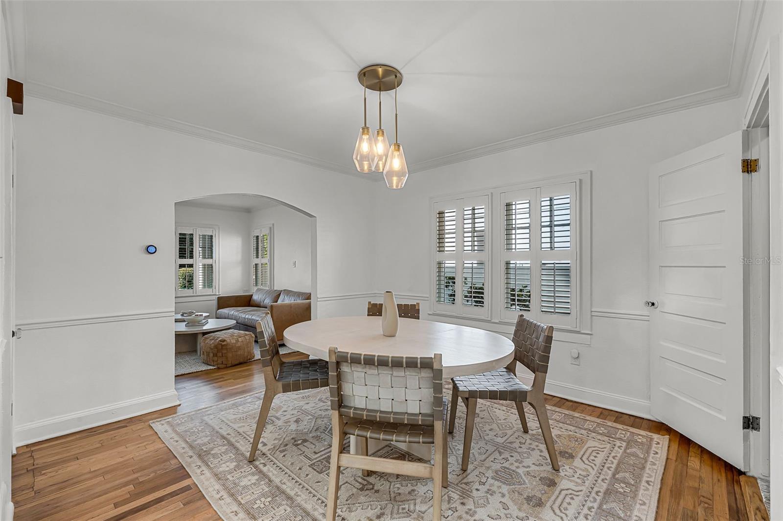 Image 10 of 48 For 11 Harvard Street