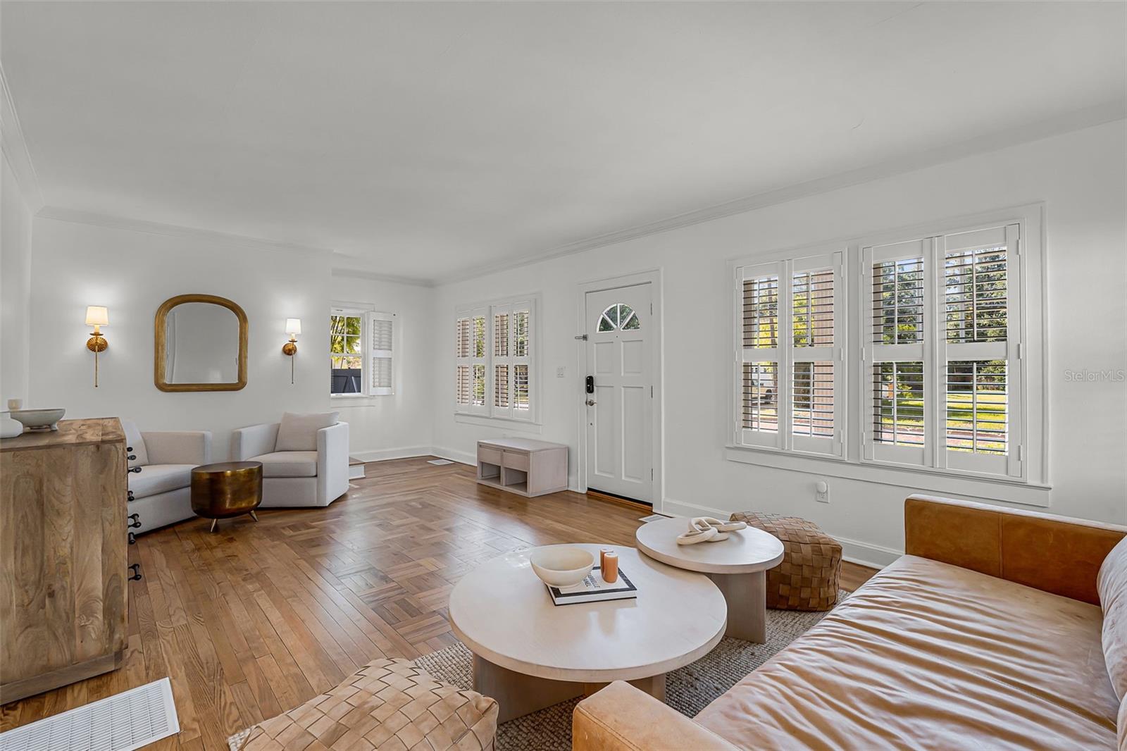 Image 6 of 48 For 11 Harvard Street