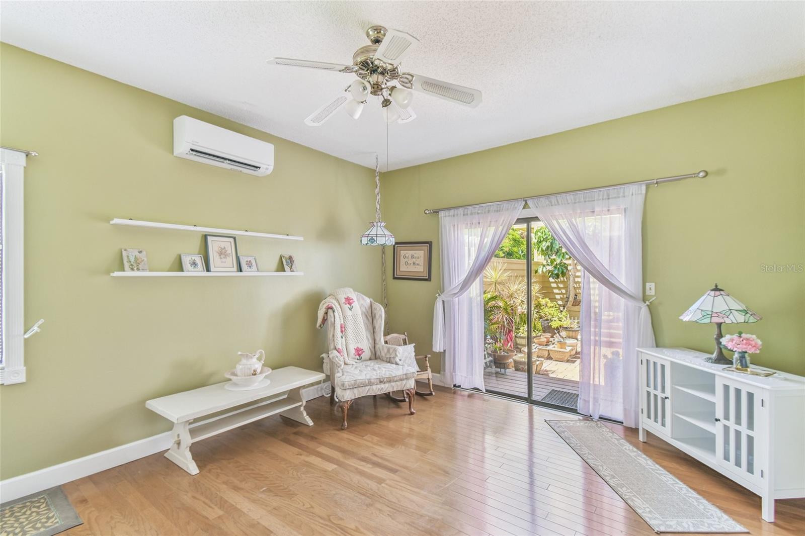 Image 7 of 64 For 3447 Trevino Circle
