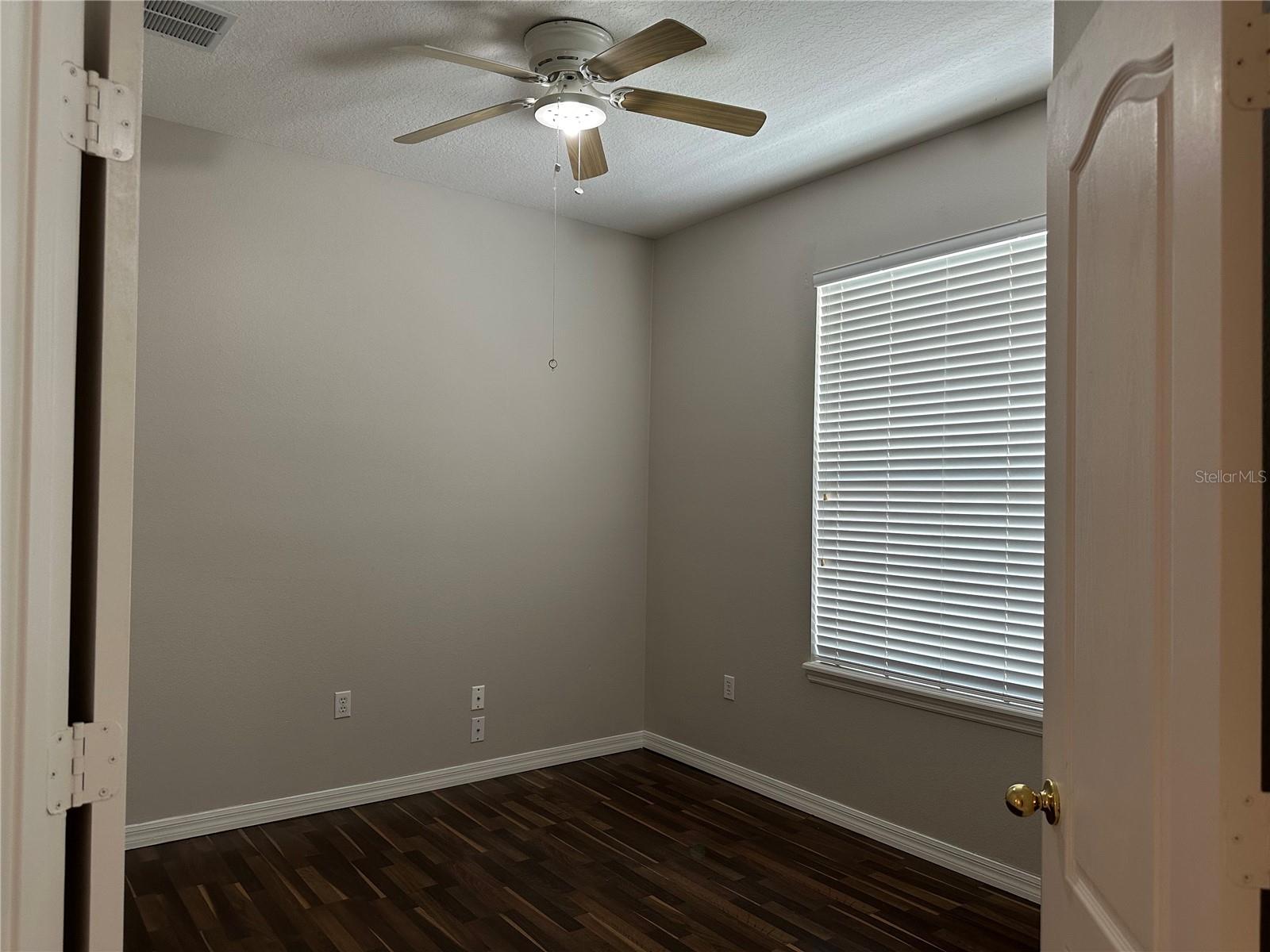 Image 18 of 20 For 10557 Moss Rose Way