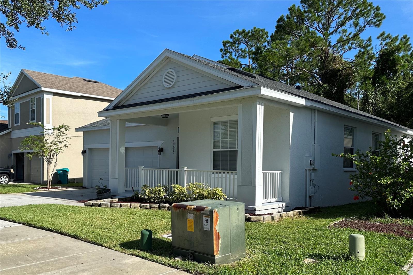 Image 3 of 20 For 10557 Moss Rose Way