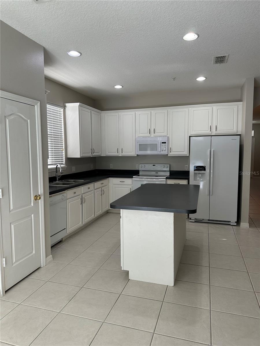 Image 9 of 20 For 10557 Moss Rose Way
