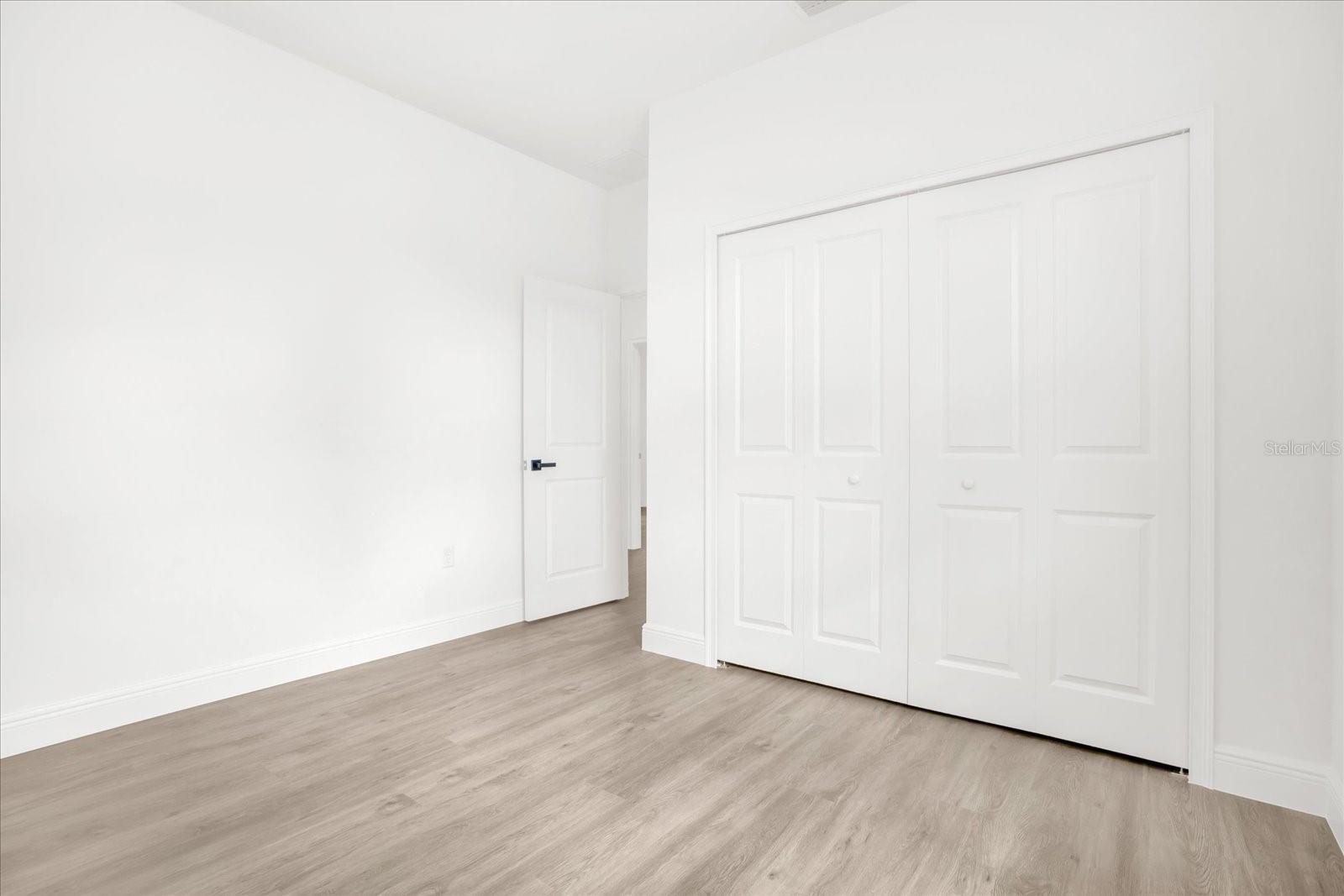 Image 23 of 57 For 99 Goldcoast Place