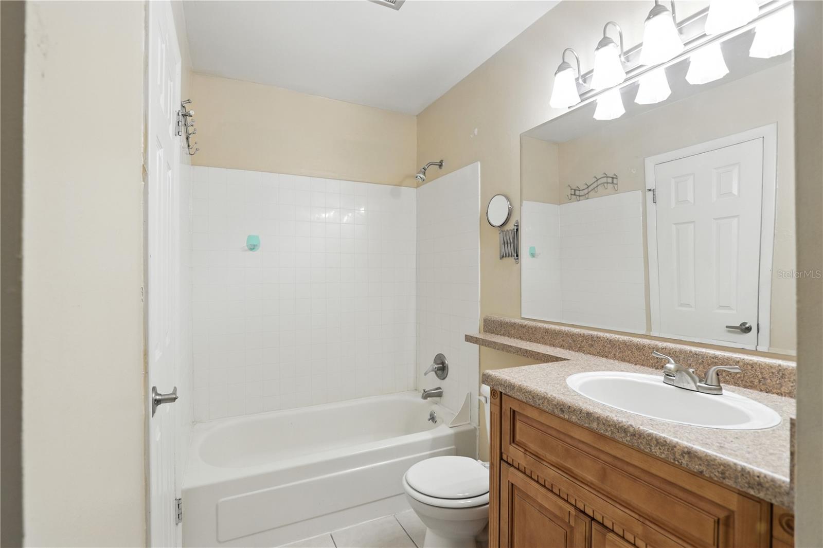 Image 17 of 27 For 1695 Lee Road C206