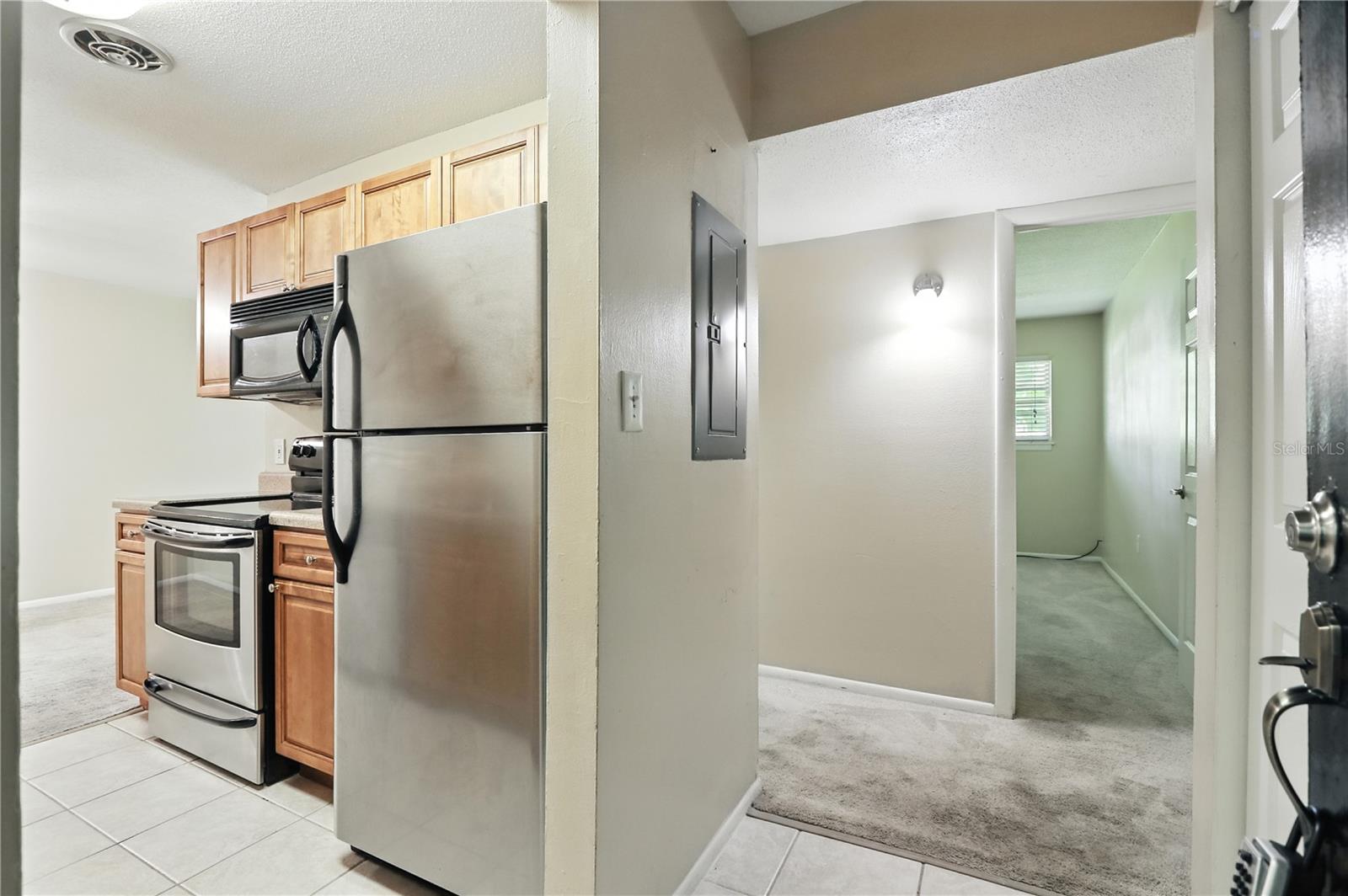 Image 3 of 27 For 1695 Lee Road C206