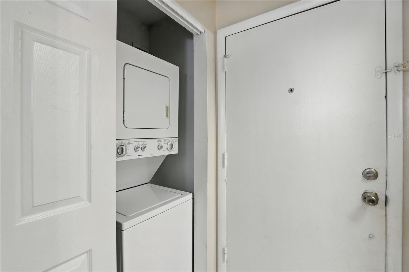 Image 5 of 27 For 1695 Lee Road C206