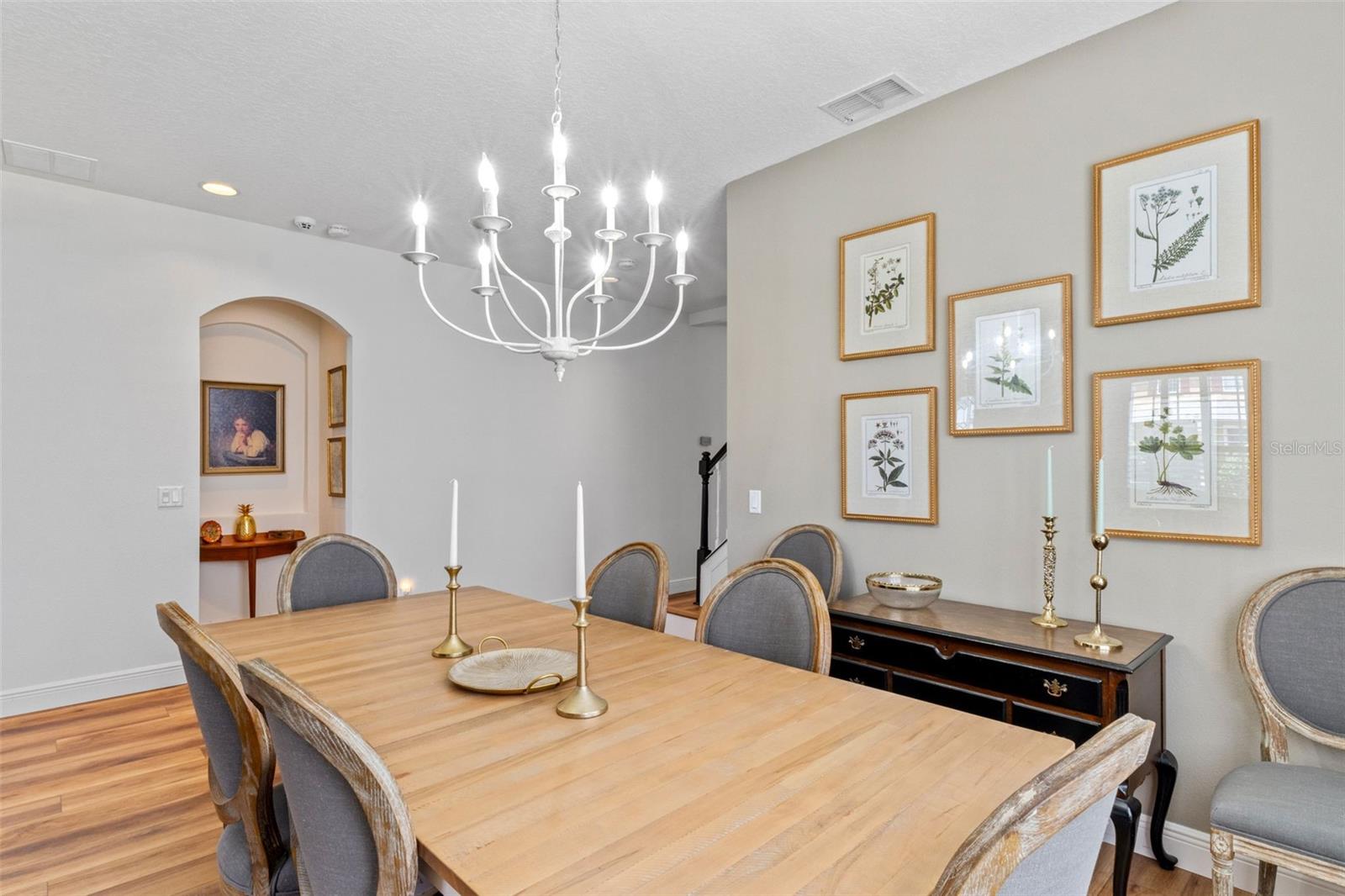 Image 9 of 72 For 201 Burgess Drive