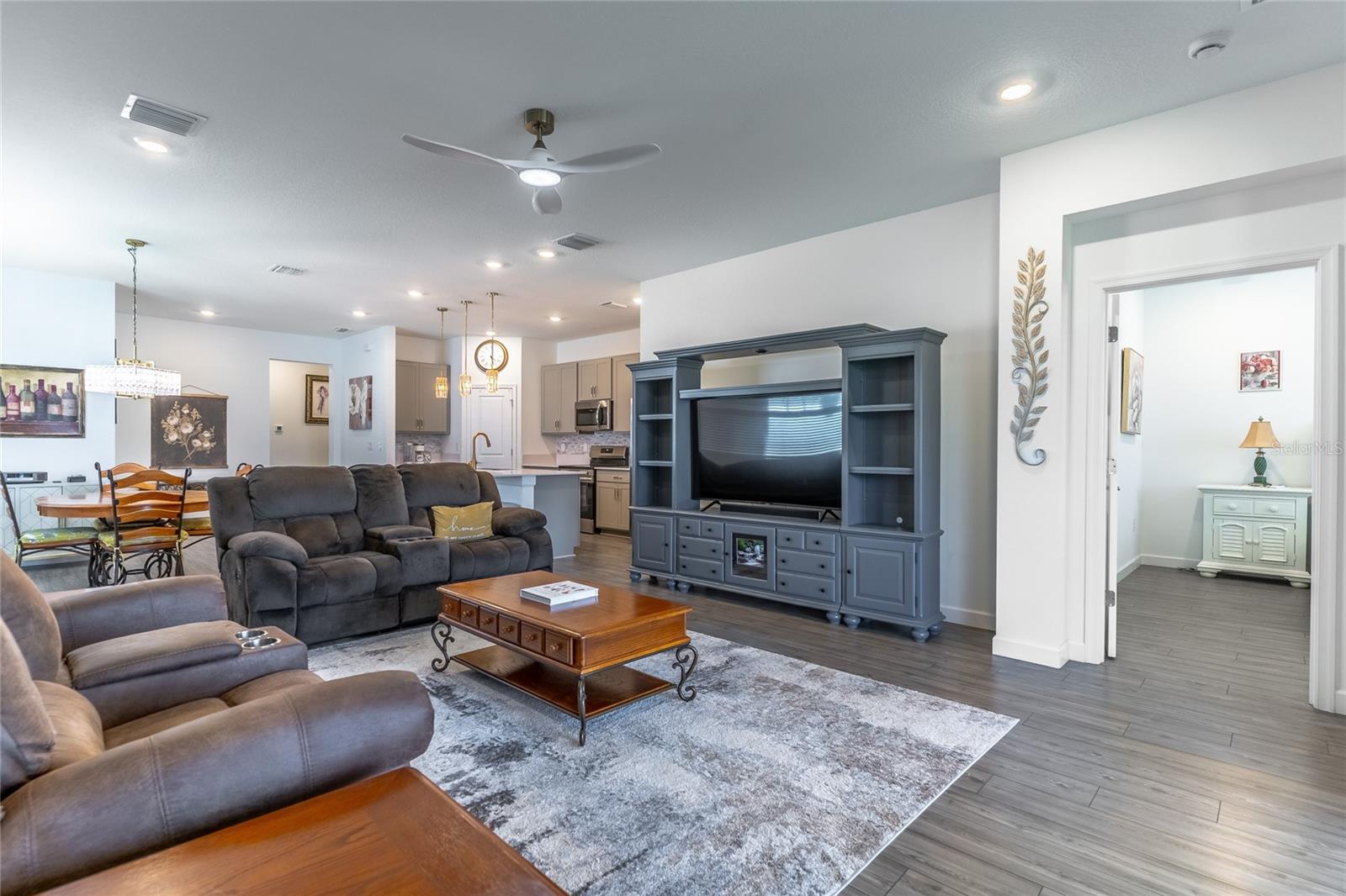 Image 24 of 41 For 2297 Cerulean Drive Nw