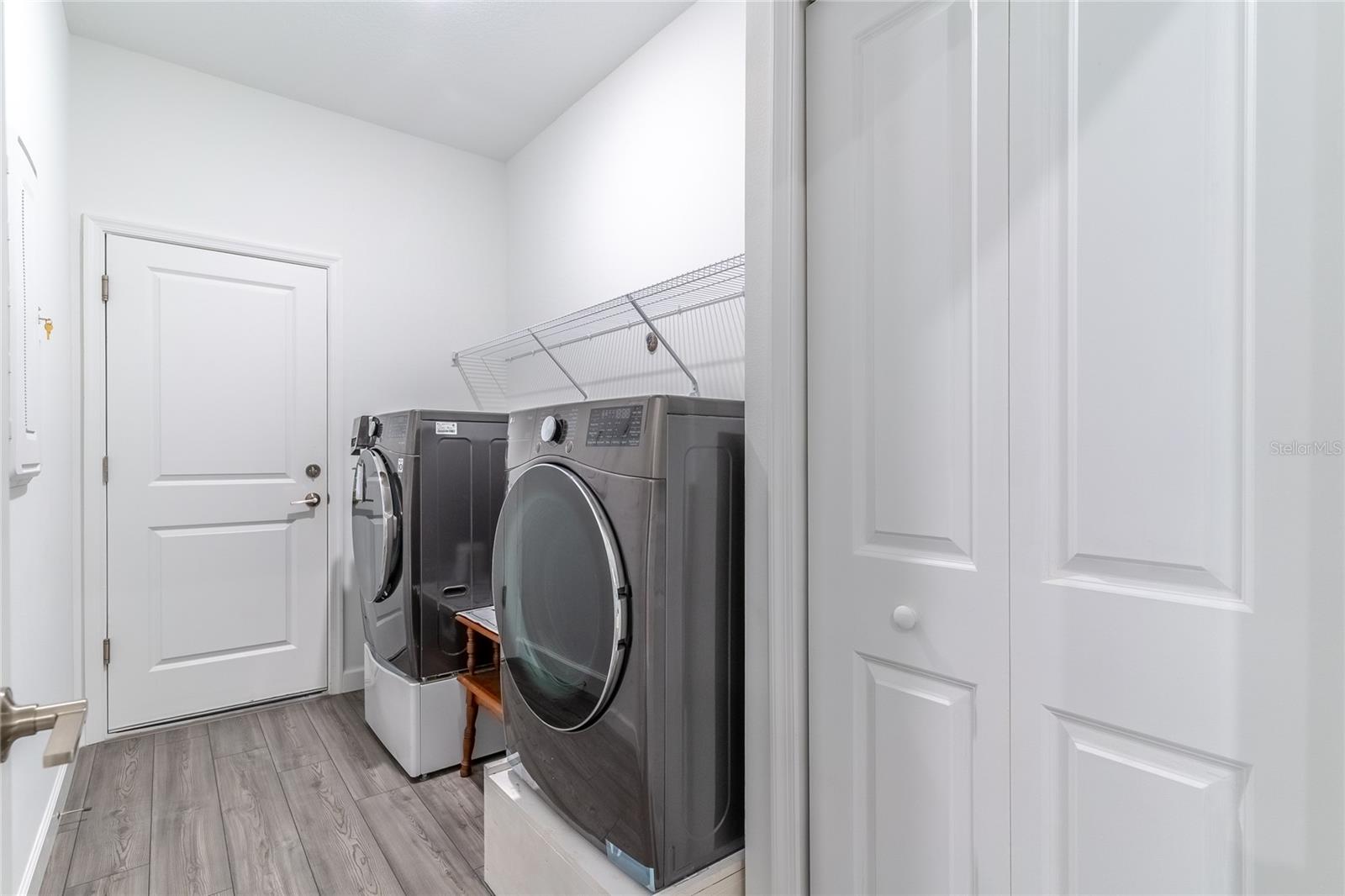 Image 34 of 41 For 2297 Cerulean Drive Nw