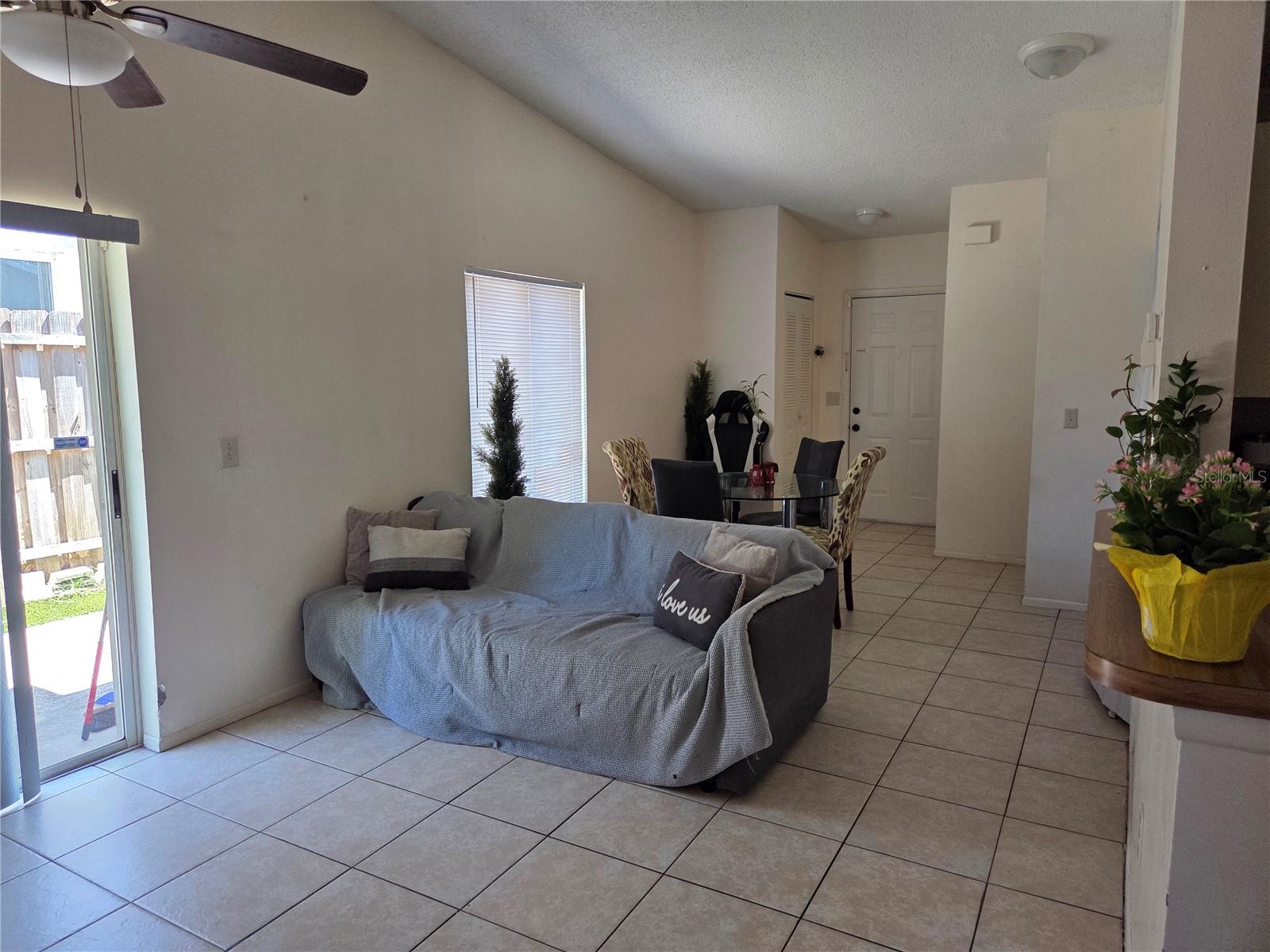 Image 3 of 25 For 1400 Eagle Lane