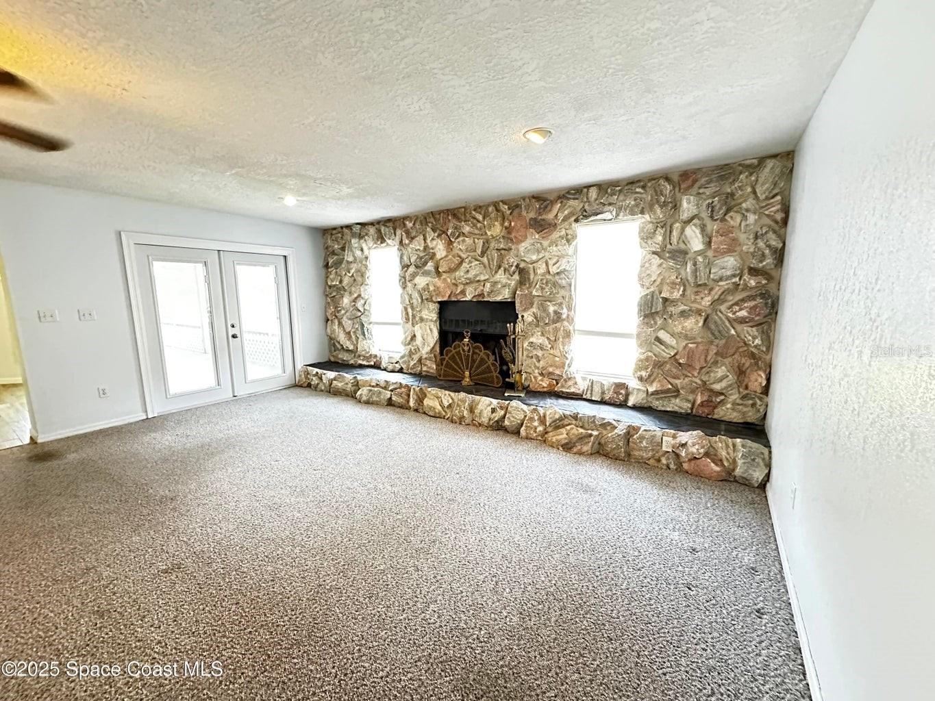 Image 18 of 26 For 3715 Canaveral Groves Boulevard