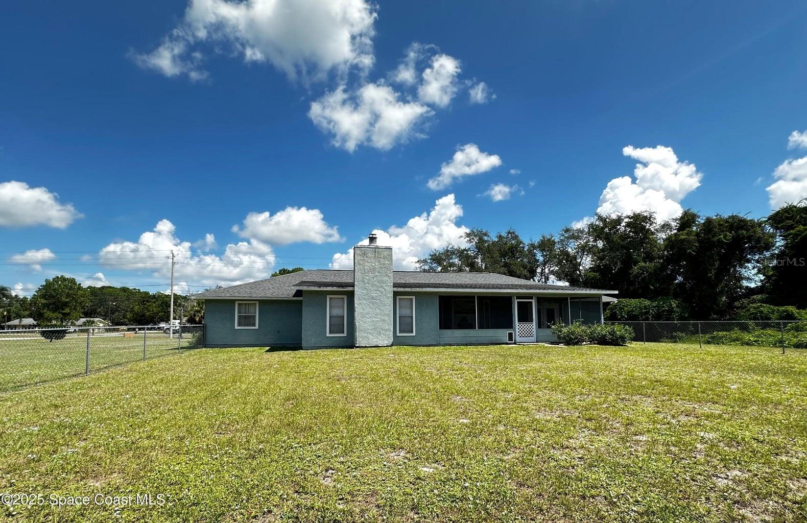 Image 4 of 26 For 3715 Canaveral Groves Boulevard