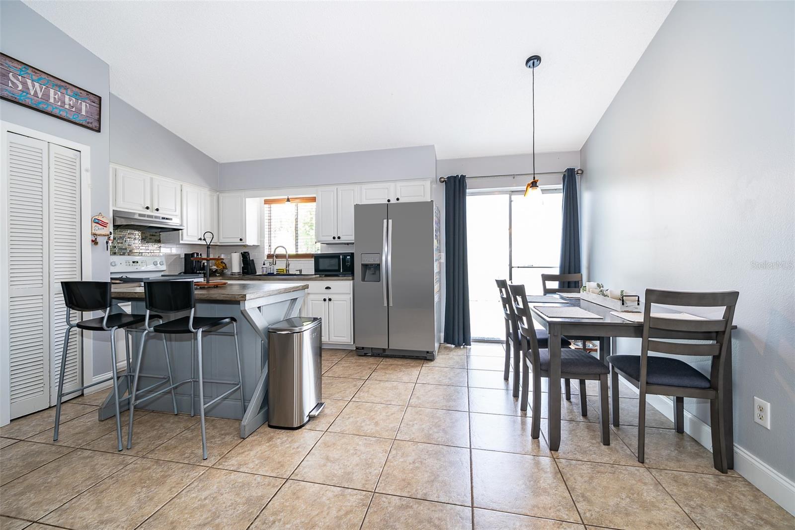 Image 11 of 24 For 2718 Hilda Court