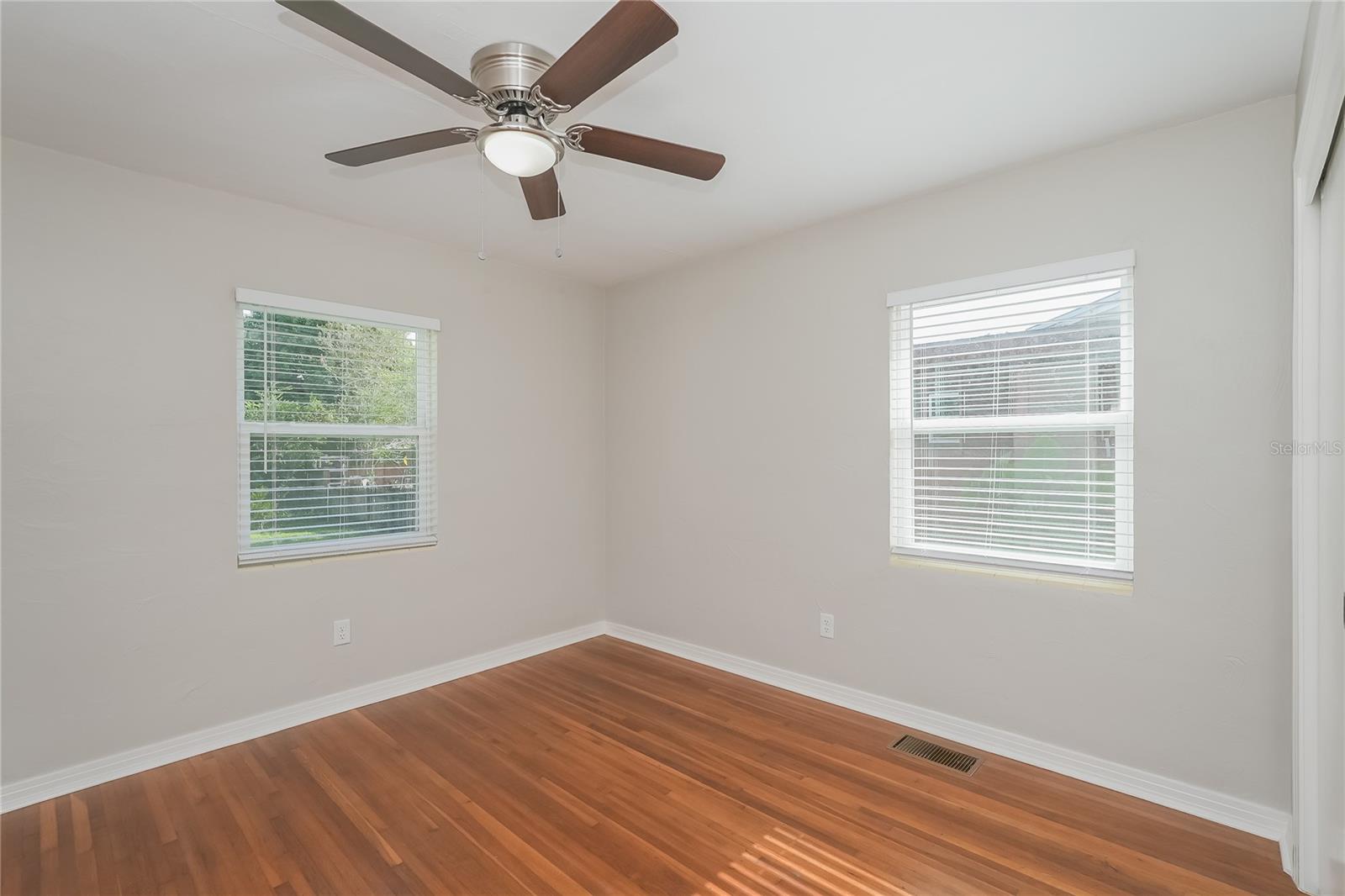 Image 10 of 16 For 823 Demington Street