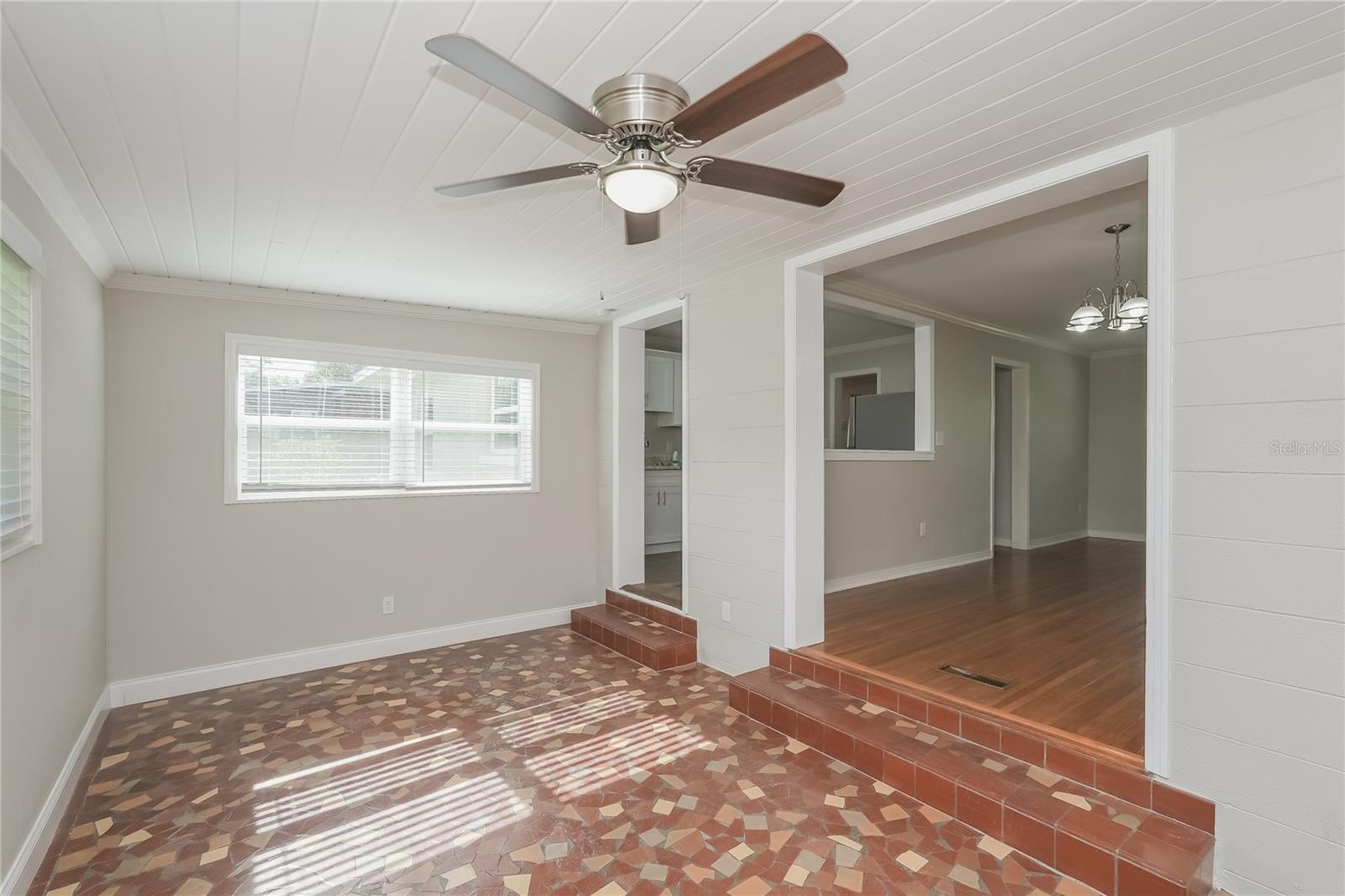 Image 7 of 16 For 823 Demington Street