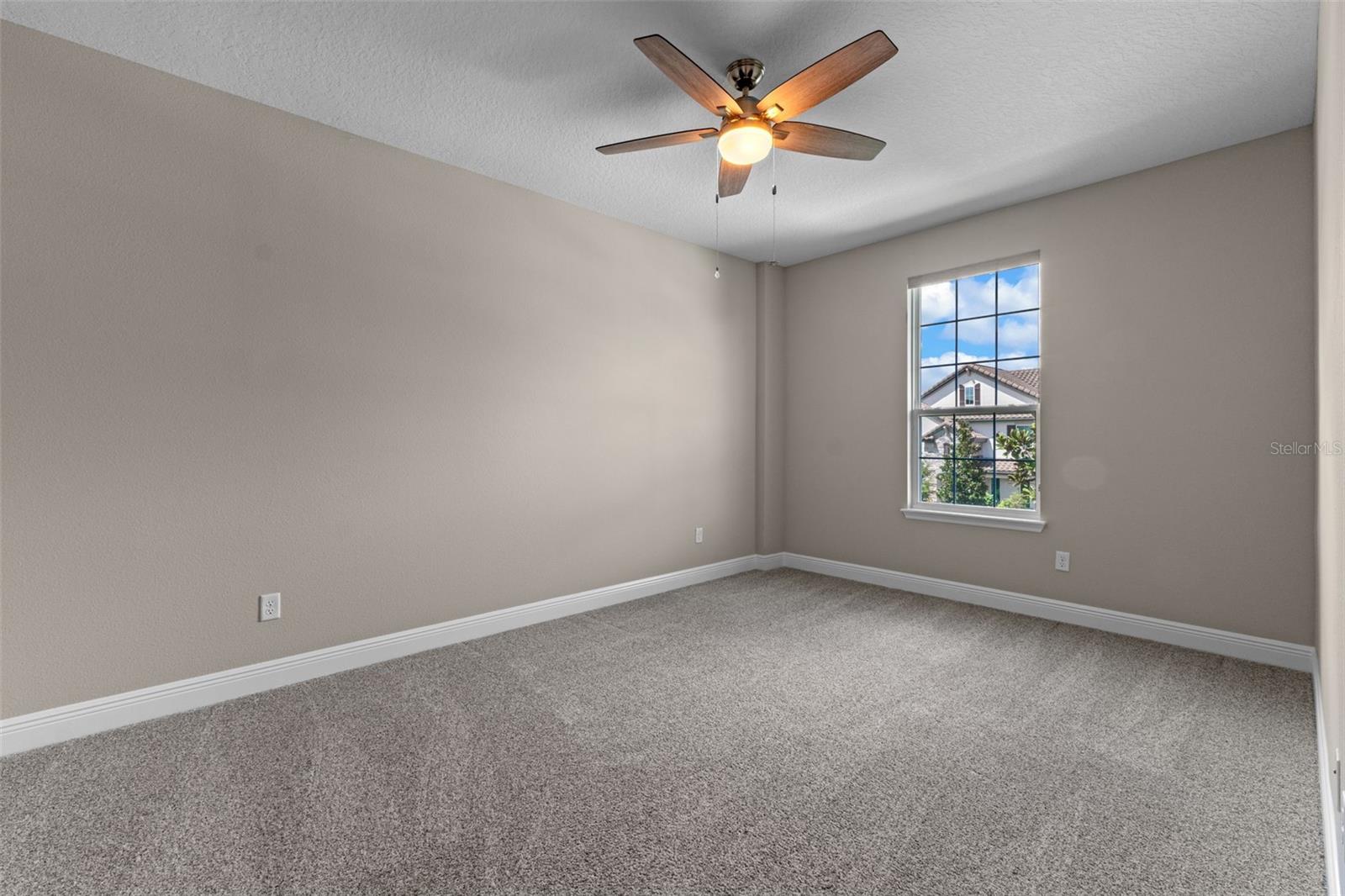 Image 32 of 55 For 8343 Ludington Circle