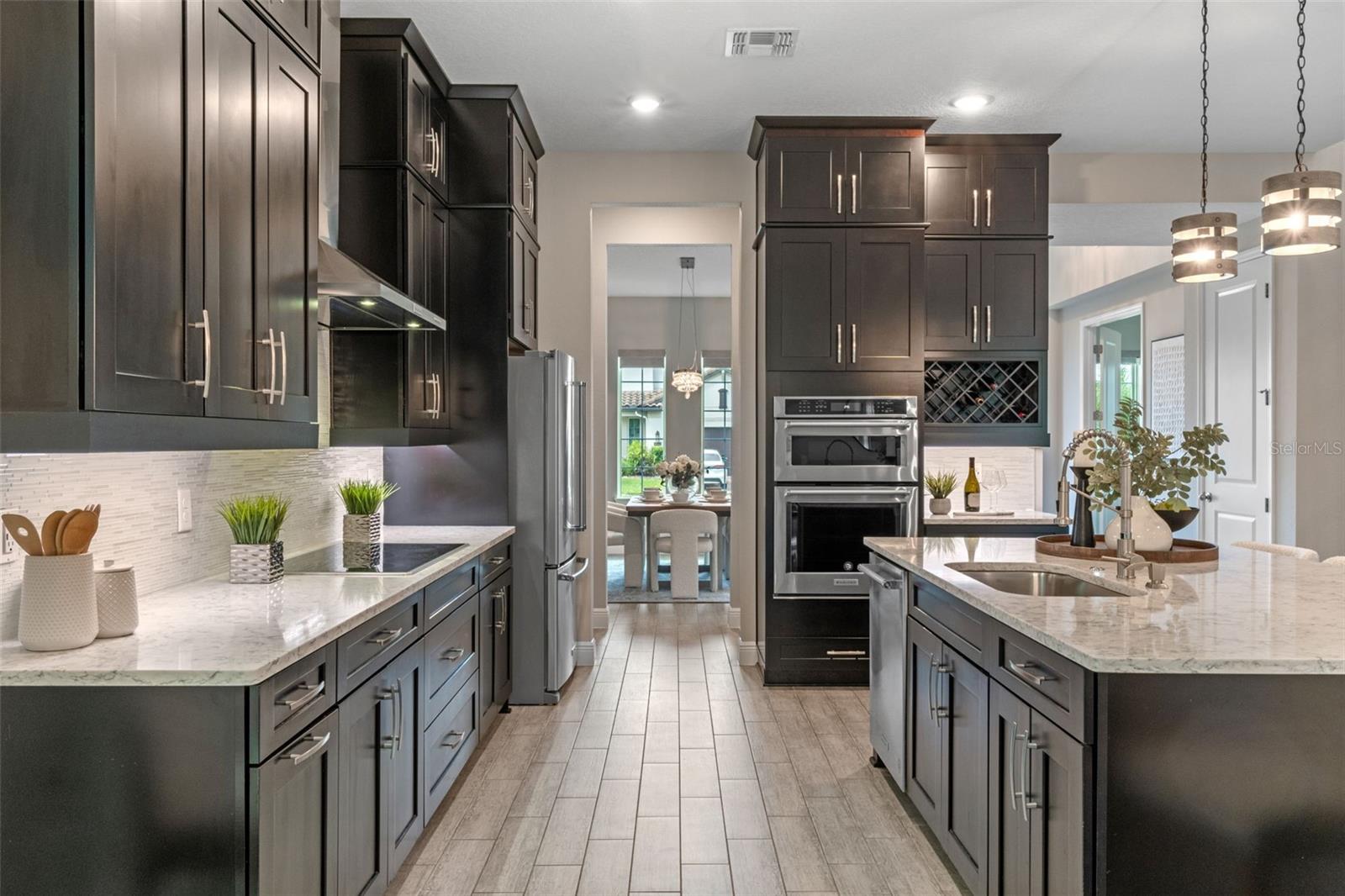 Image 5 of 55 For 8343 Ludington Circle