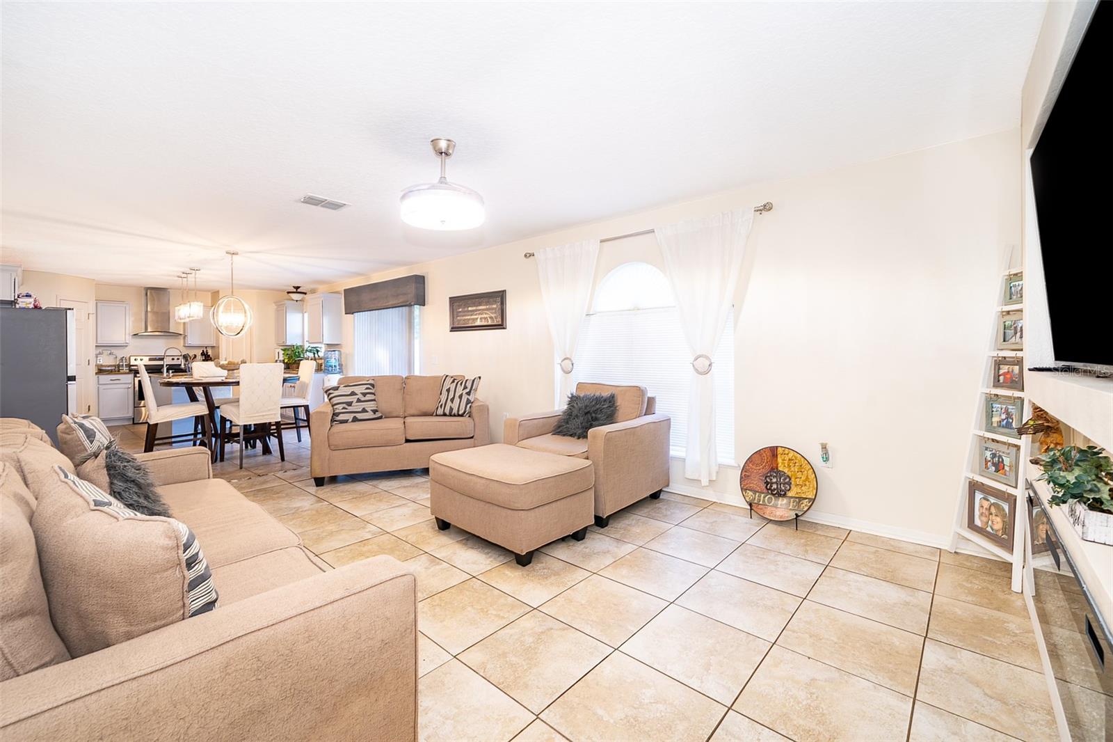 Image 17 of 37 For 1040 Tawny Eagle Drive