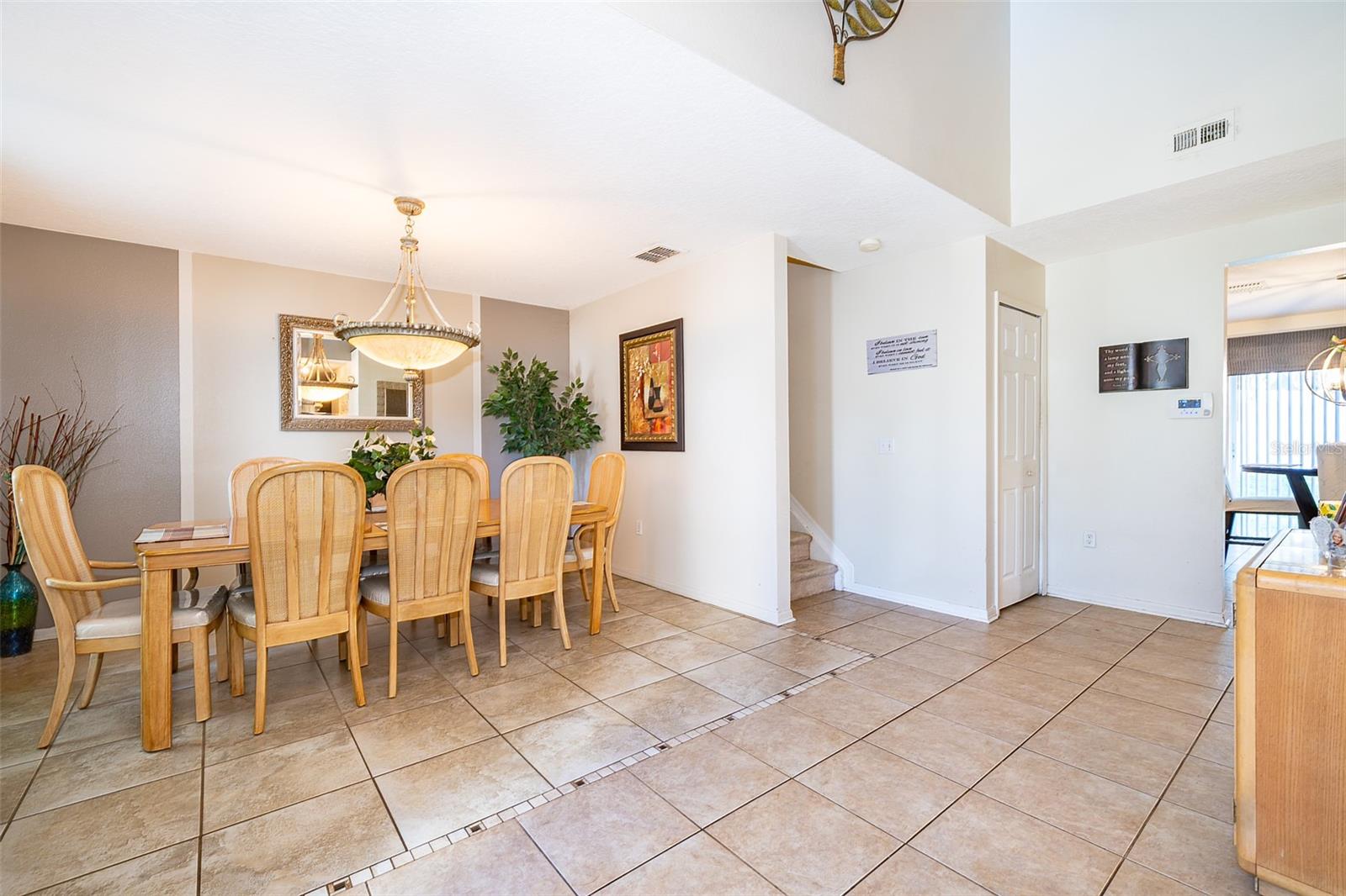Image 6 of 37 For 1040 Tawny Eagle Drive