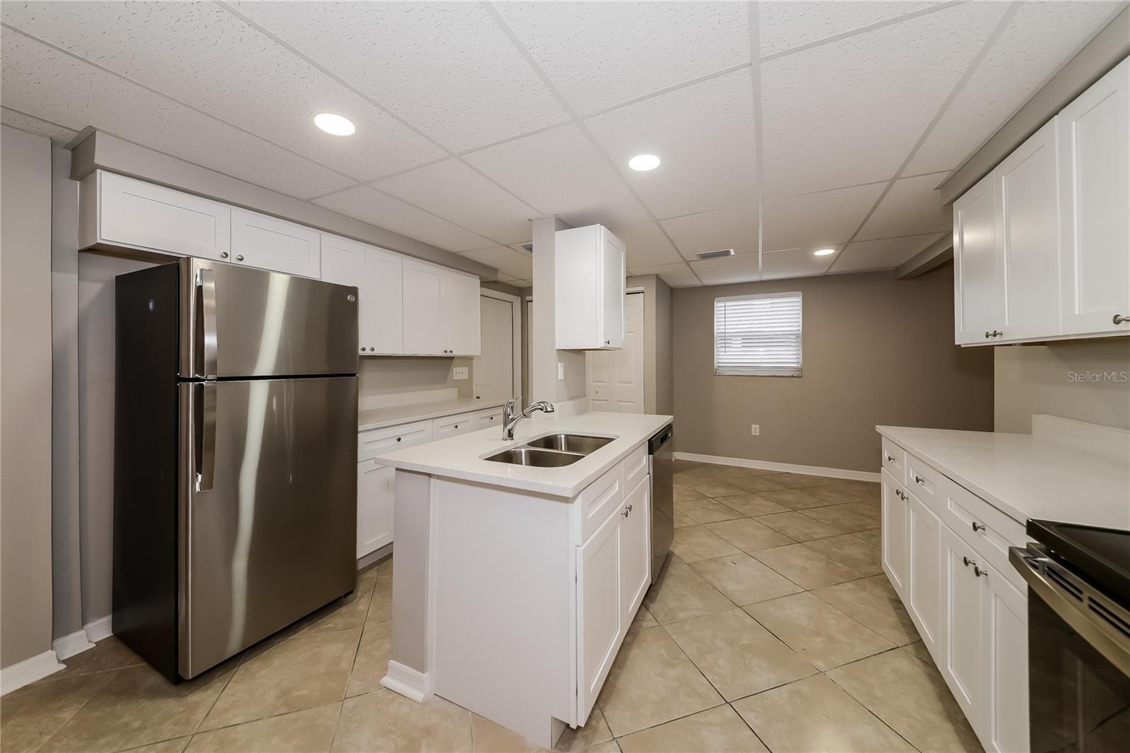 Image 6 of 16 For 812 65th Avenue Drive W