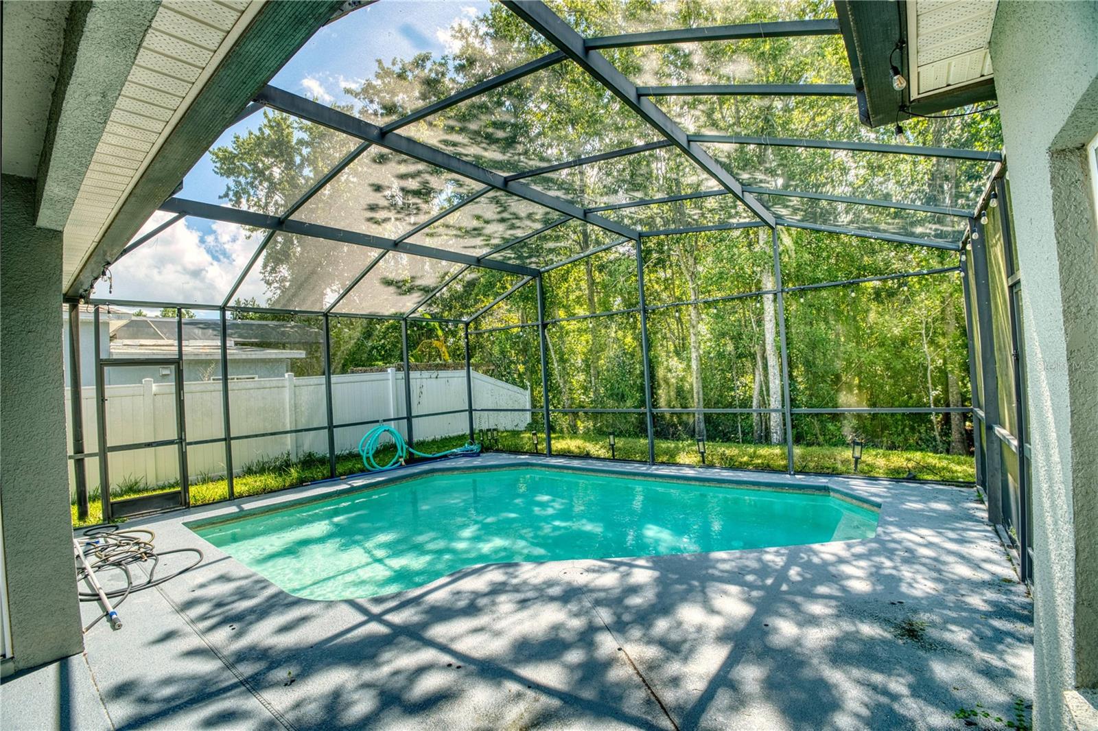 Image 2 of 13 For 671 Carey Way