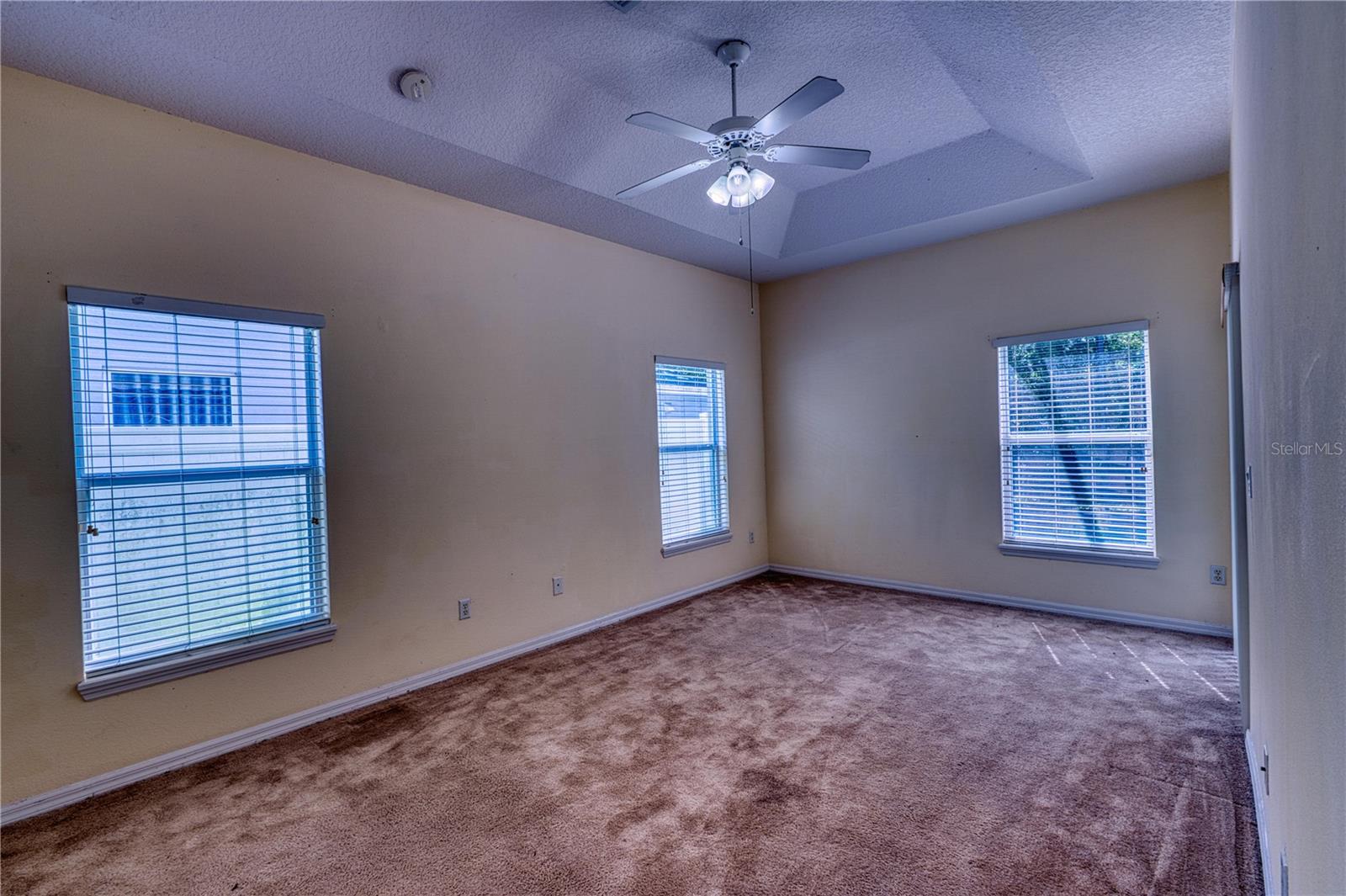 Image 9 of 13 For 671 Carey Way