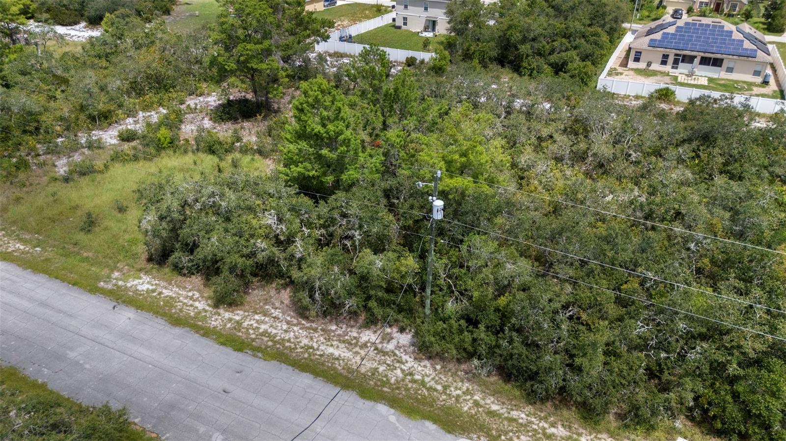 Image 2 of 19 For 607 Alafia Place