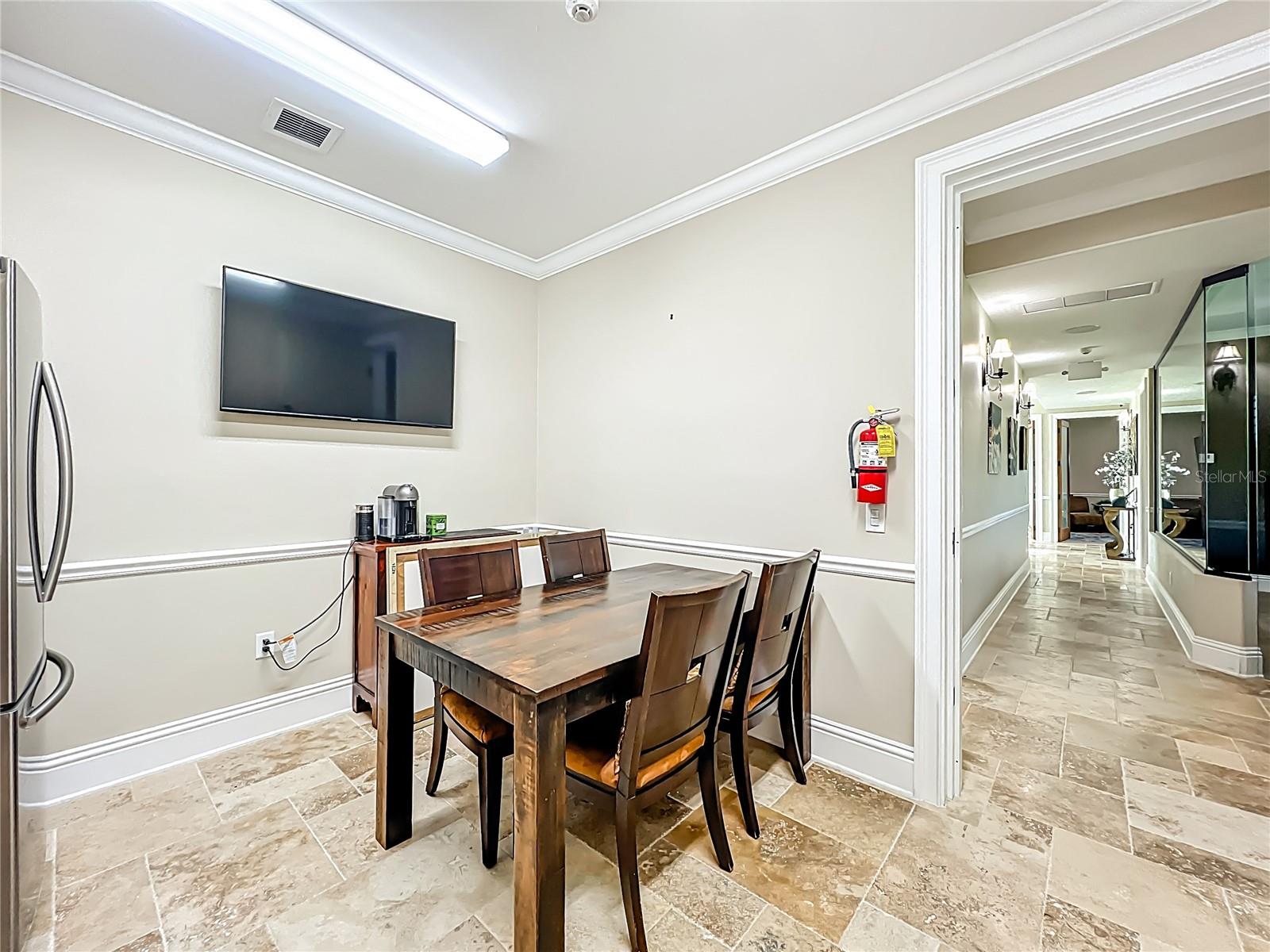 Image 11 of 52 For 4850 Holopaw Road