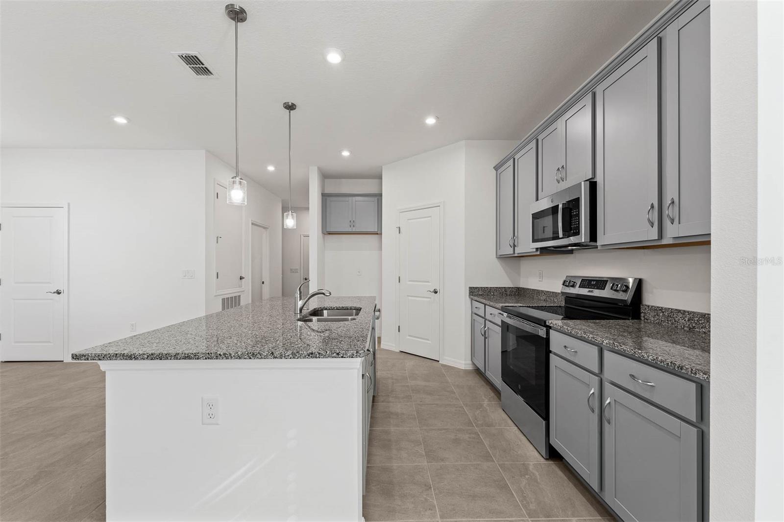 Image 13 of 30 For 5626 Stockade Boulevard