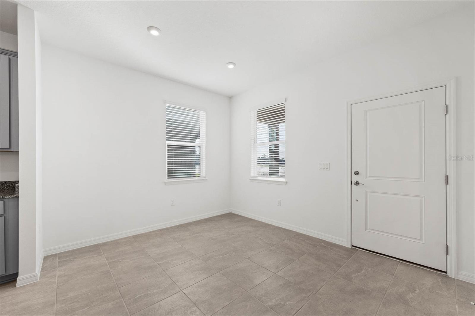 Image 4 of 30 For 5626 Stockade Boulevard