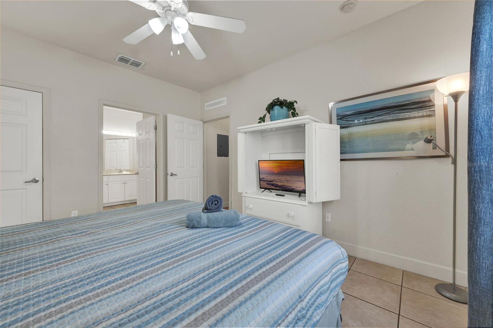 Image 18 of 29 For 2950 Lucayan Harbour Circle 105