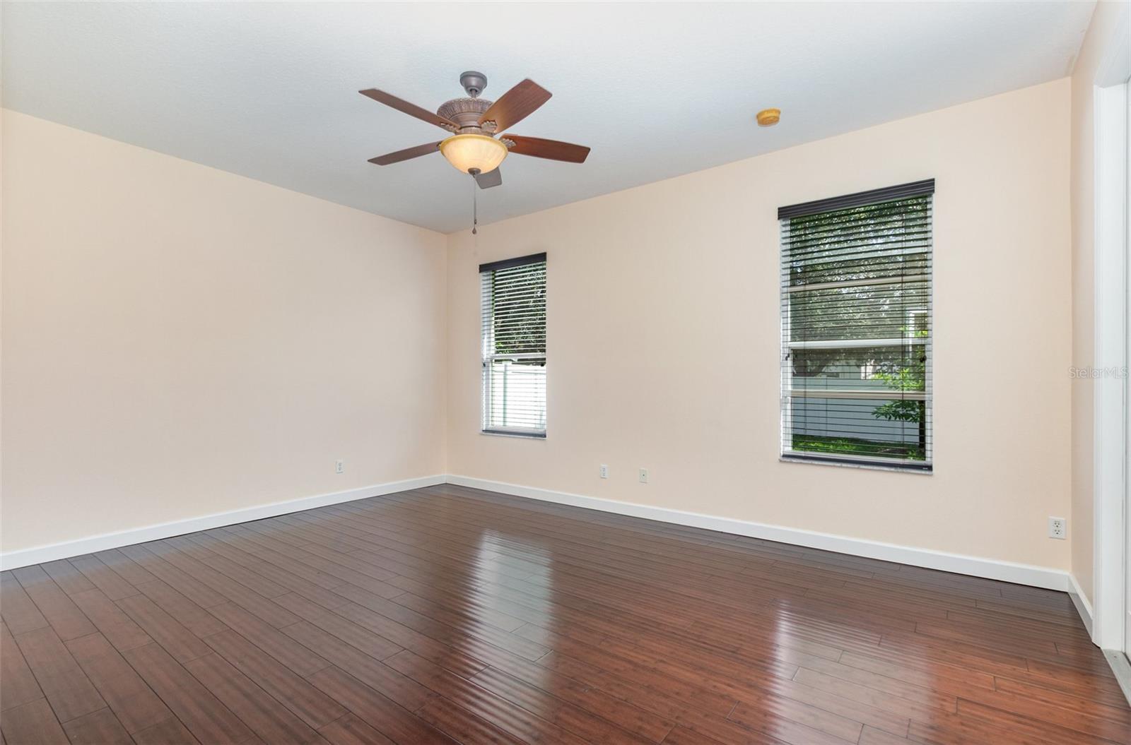 Image 10 of 24 For 863 Timber Isle Drive