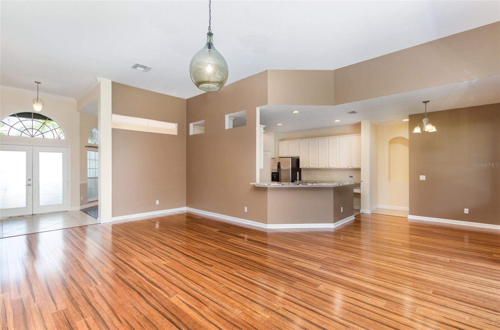 Image 3 of 24 For 863 Timber Isle Drive