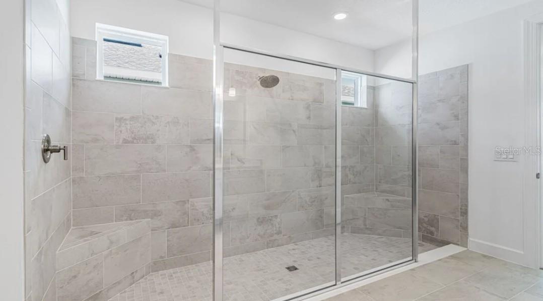 Image 22 of 34 For 899 Arbor Green Trail