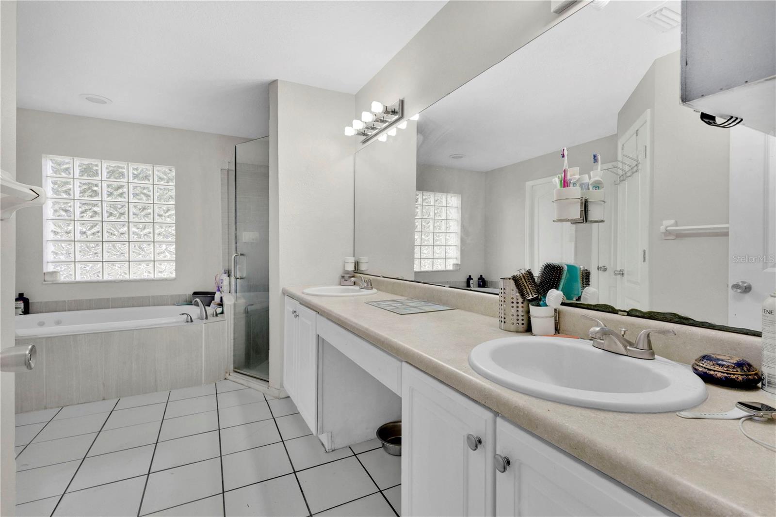 Image 12 of 28 For 623 Oakpark Loop