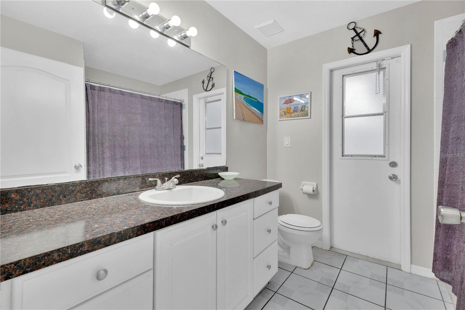 Image 14 of 28 For 623 Oakpark Loop