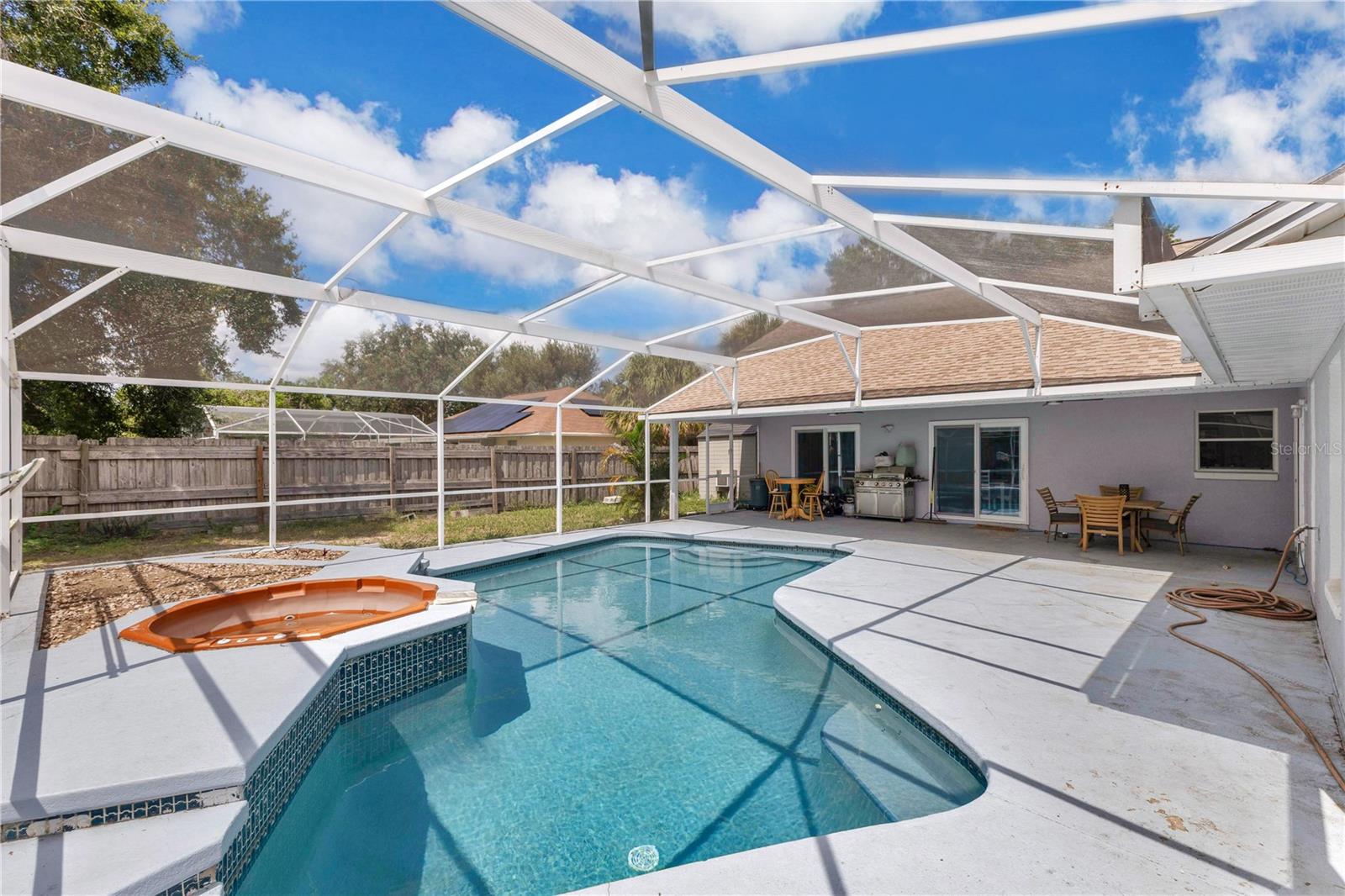 Image 21 of 28 For 623 Oakpark Loop