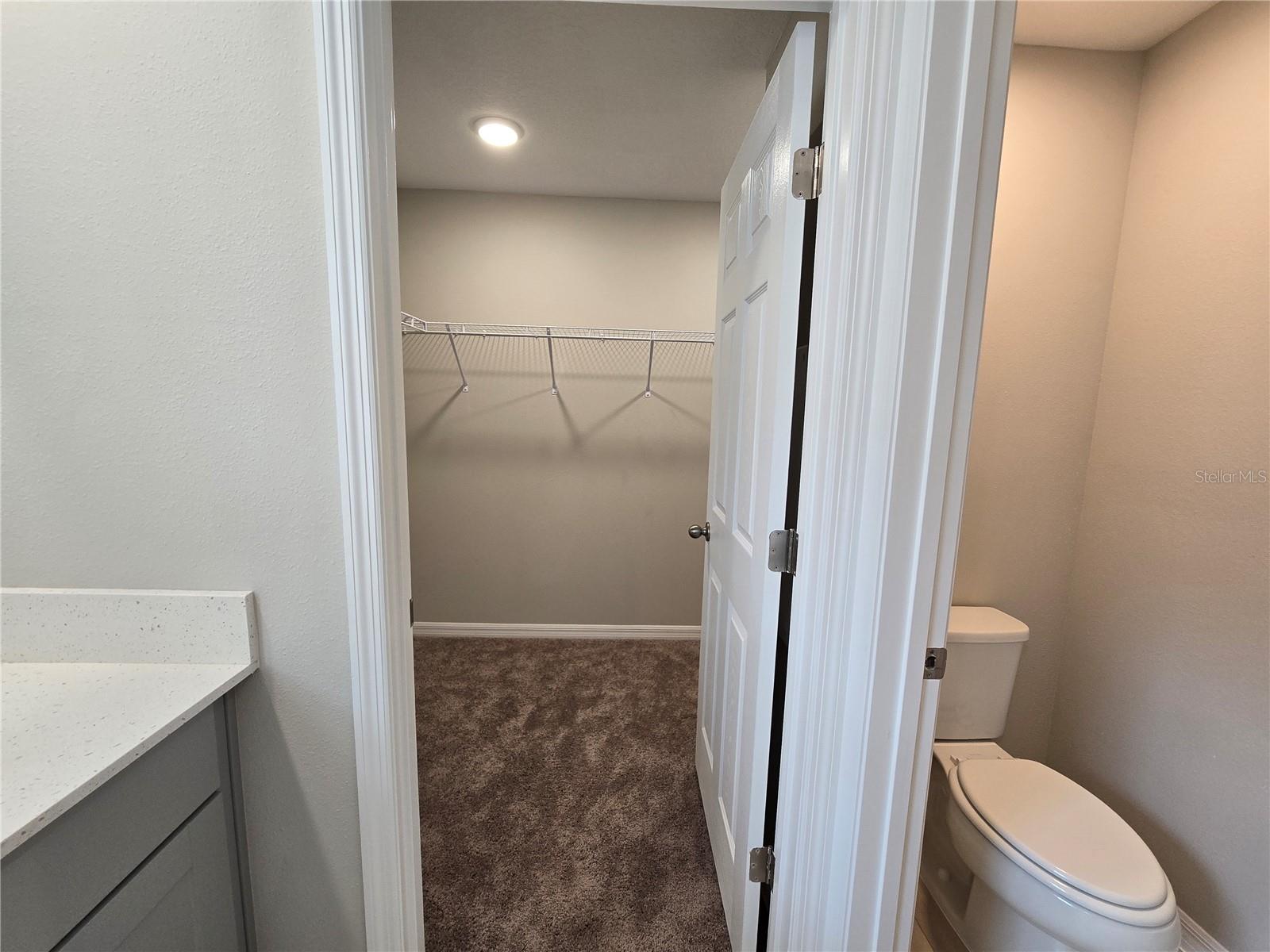 Image 18 of 36 For 2441 Oakwood Lane