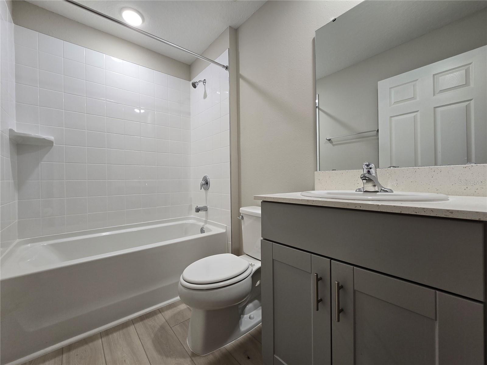 Image 24 of 36 For 2441 Oakwood Lane