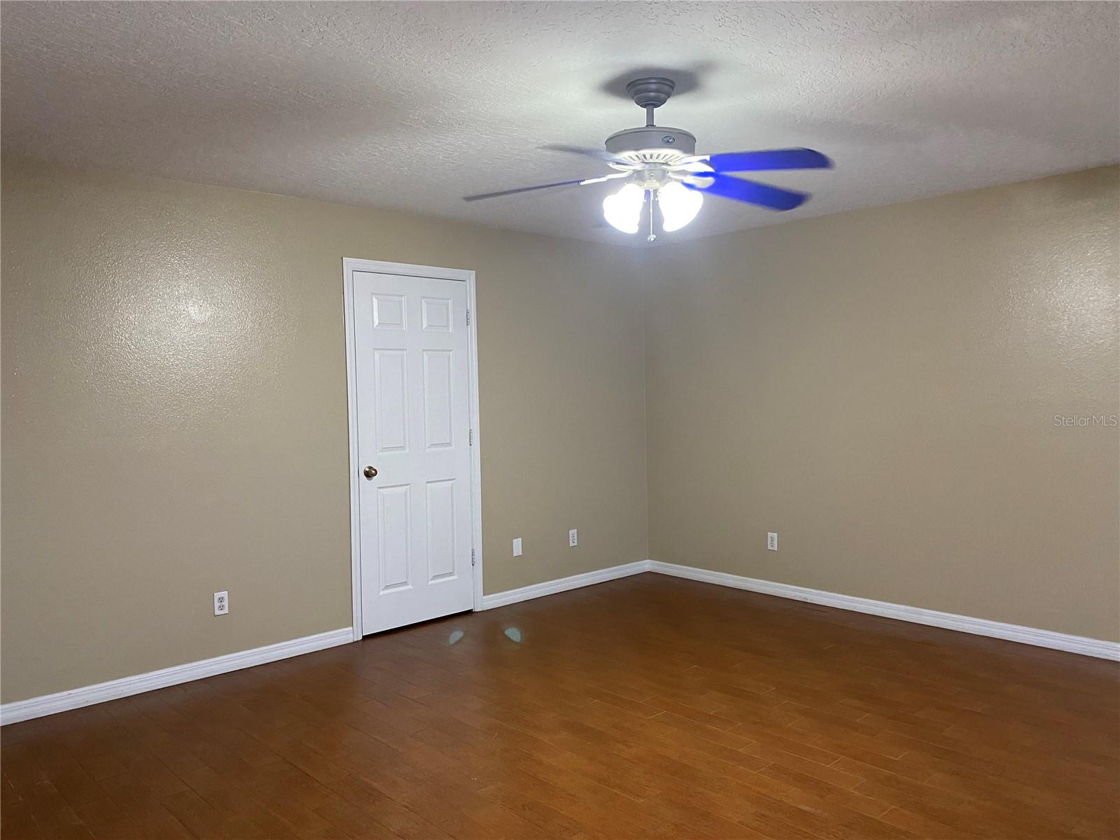 Image 10 of 19 For 831 Sterling Spring Road