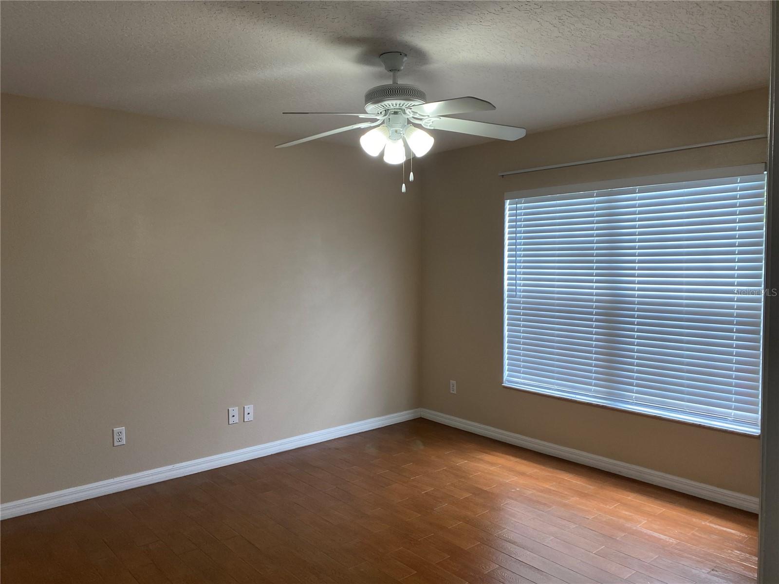 Image 12 of 19 For 831 Sterling Spring Road