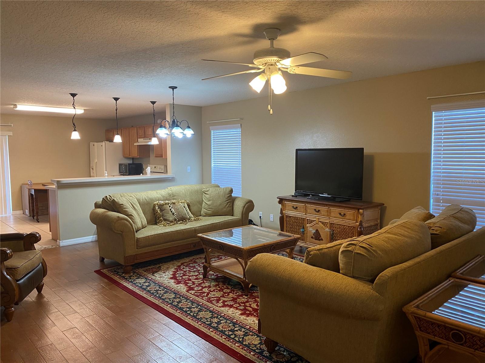 Image 6 of 19 For 831 Sterling Spring Road