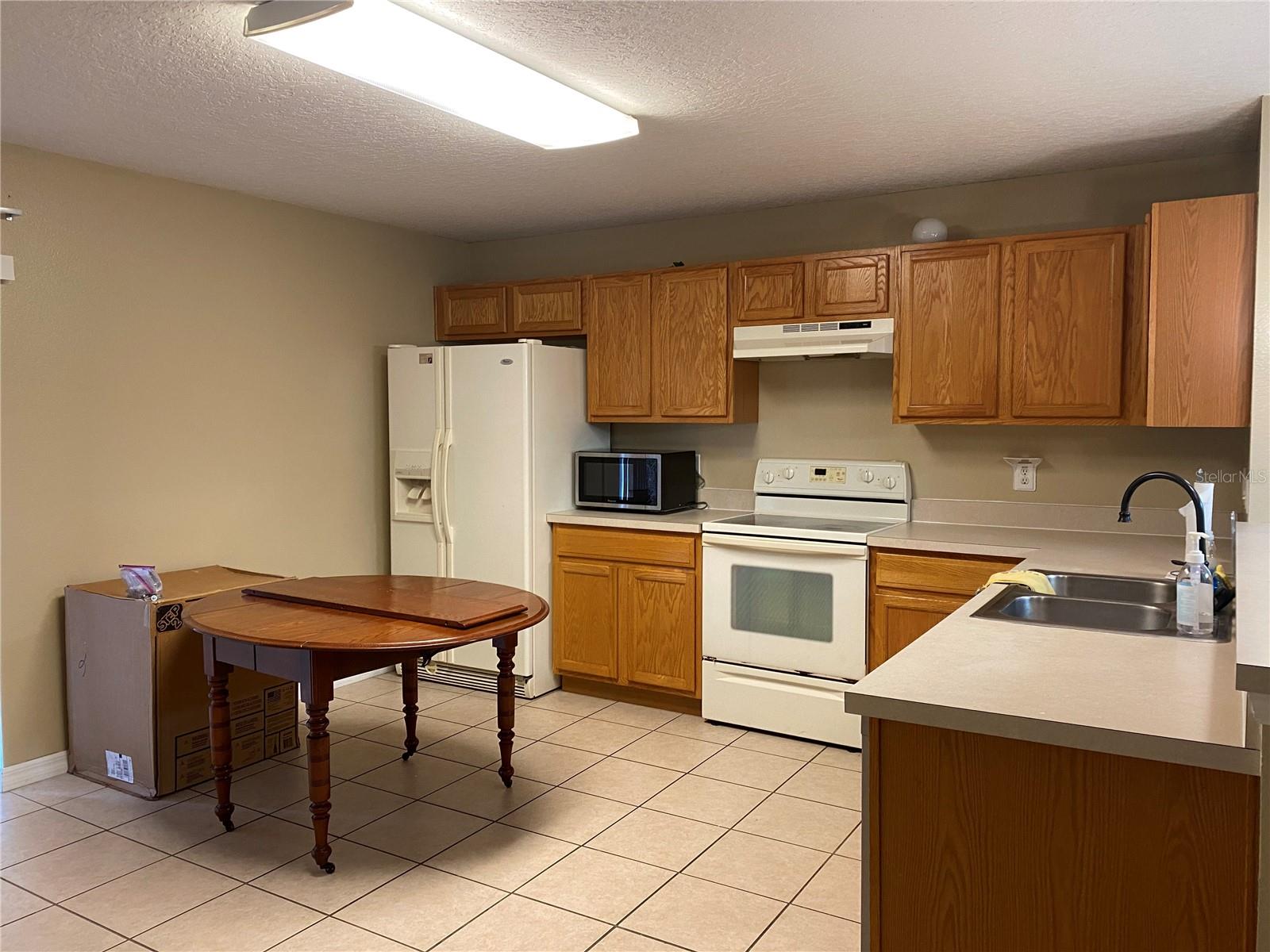 Image 8 of 19 For 831 Sterling Spring Road