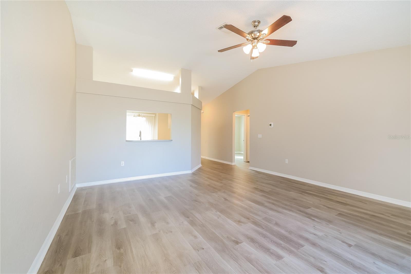 Image 3 of 16 For 3728 Imperial Drive