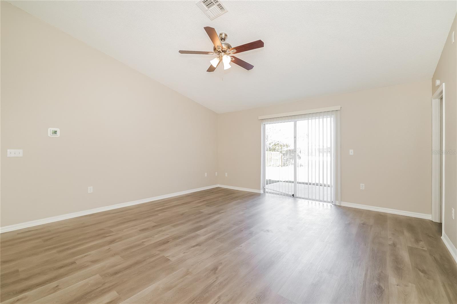 Image 4 of 16 For 3728 Imperial Drive