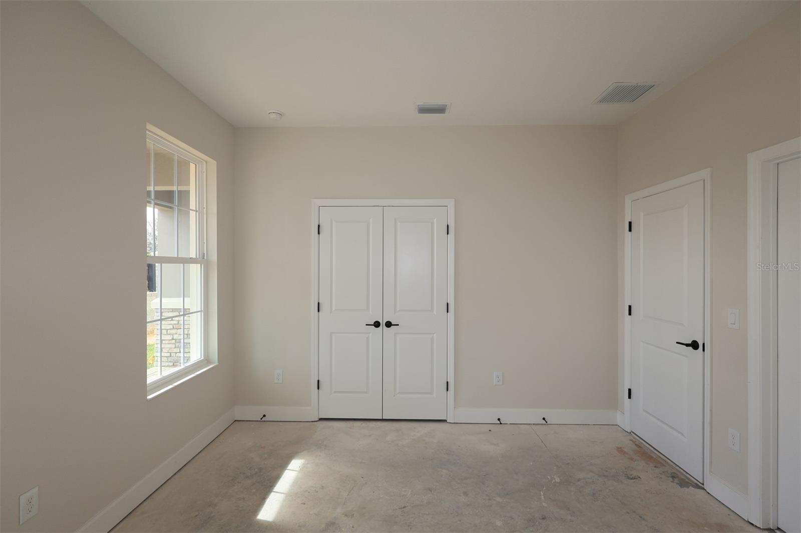 Image 30 of 39 For 17323 Beachgrass Alley