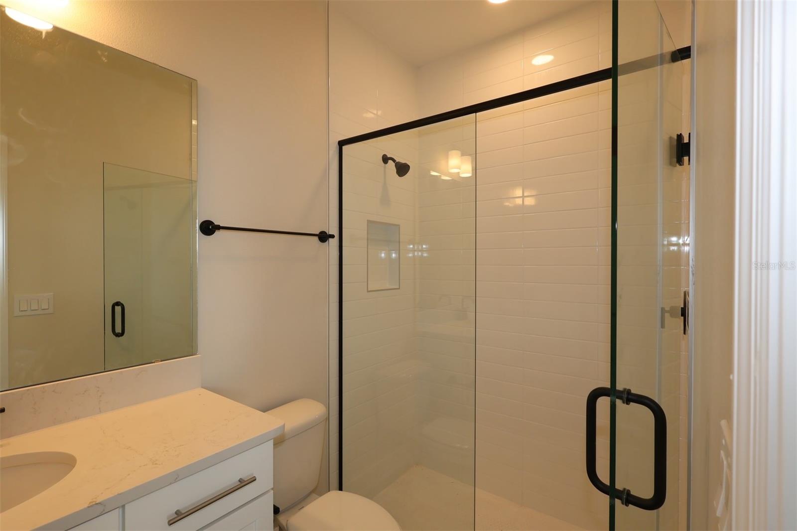 Image 32 of 39 For 17323 Beachgrass Alley