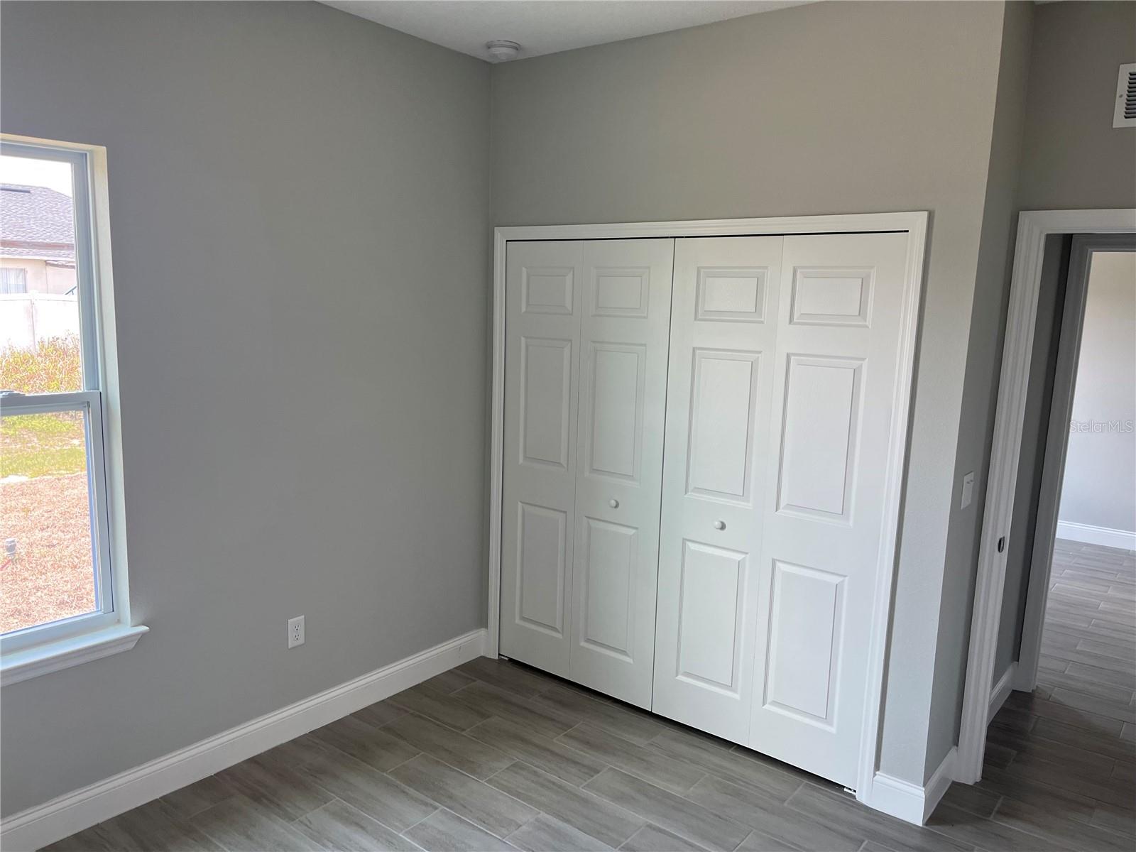 Image 19 of 31 For 409 Danube Drive